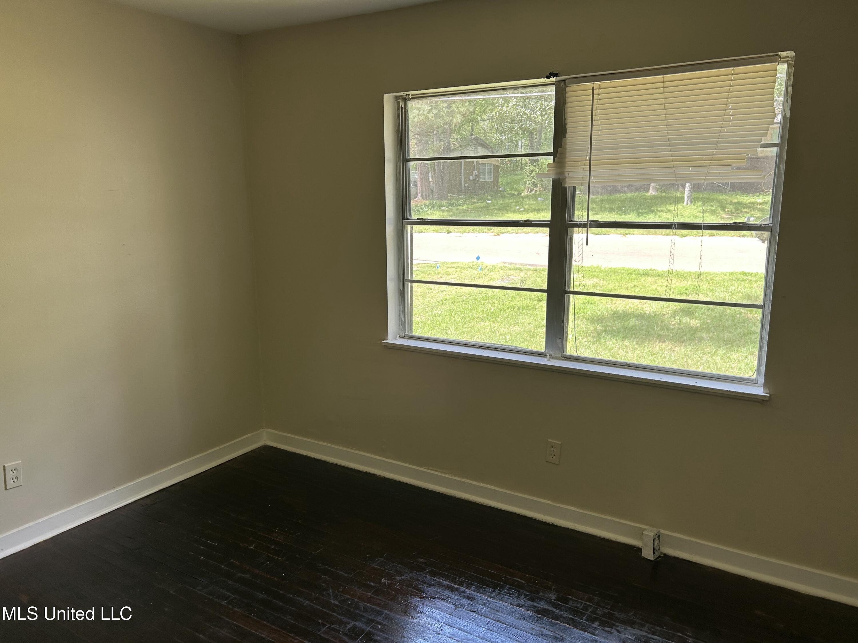 1110 Barbara Ann Drive Property Photo 10