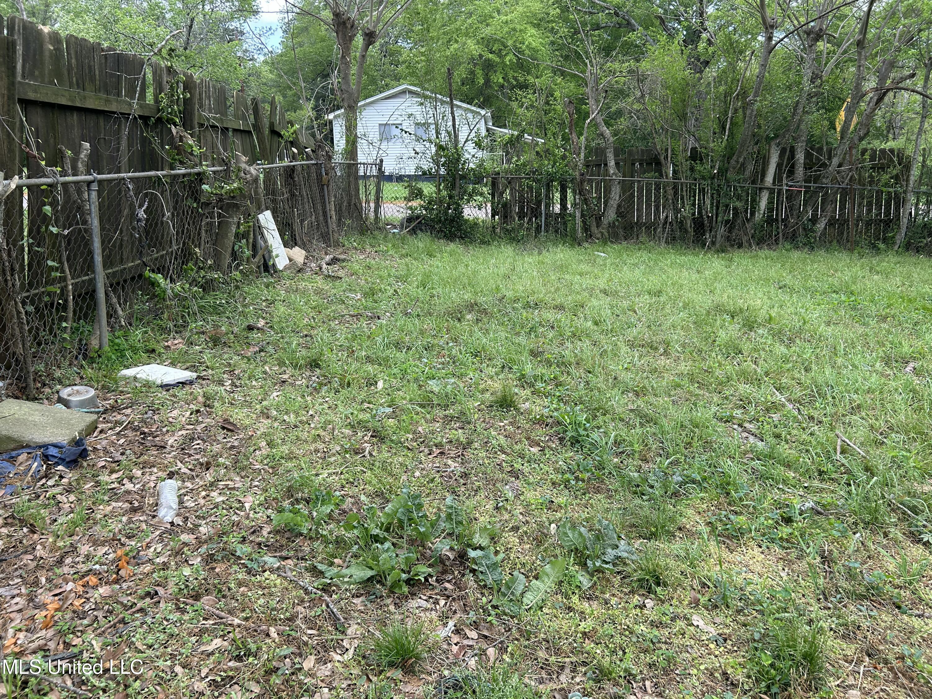 1110 Barbara Ann Drive Property Photo 24