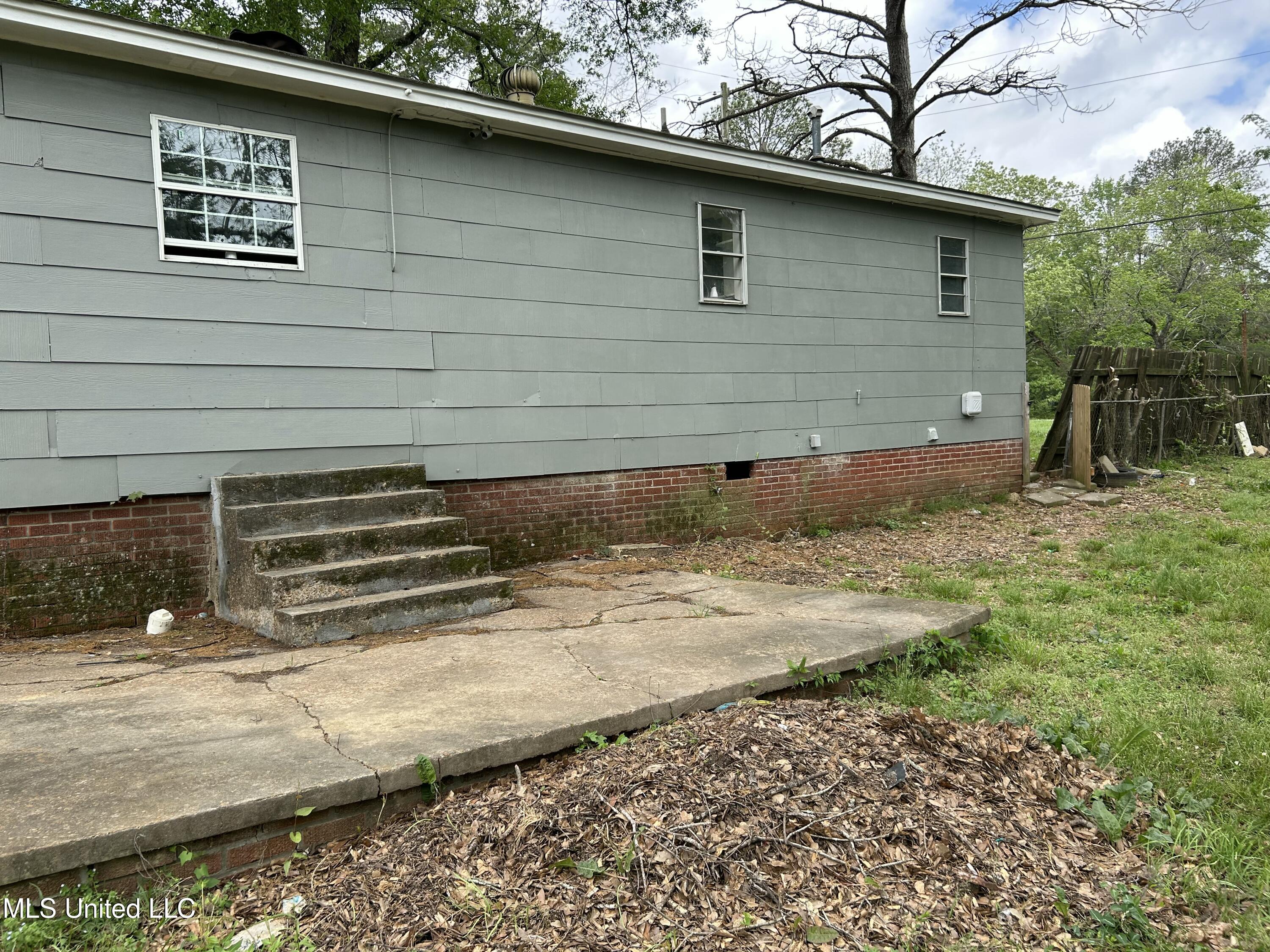 1110 Barbara Ann Drive Property Photo 25