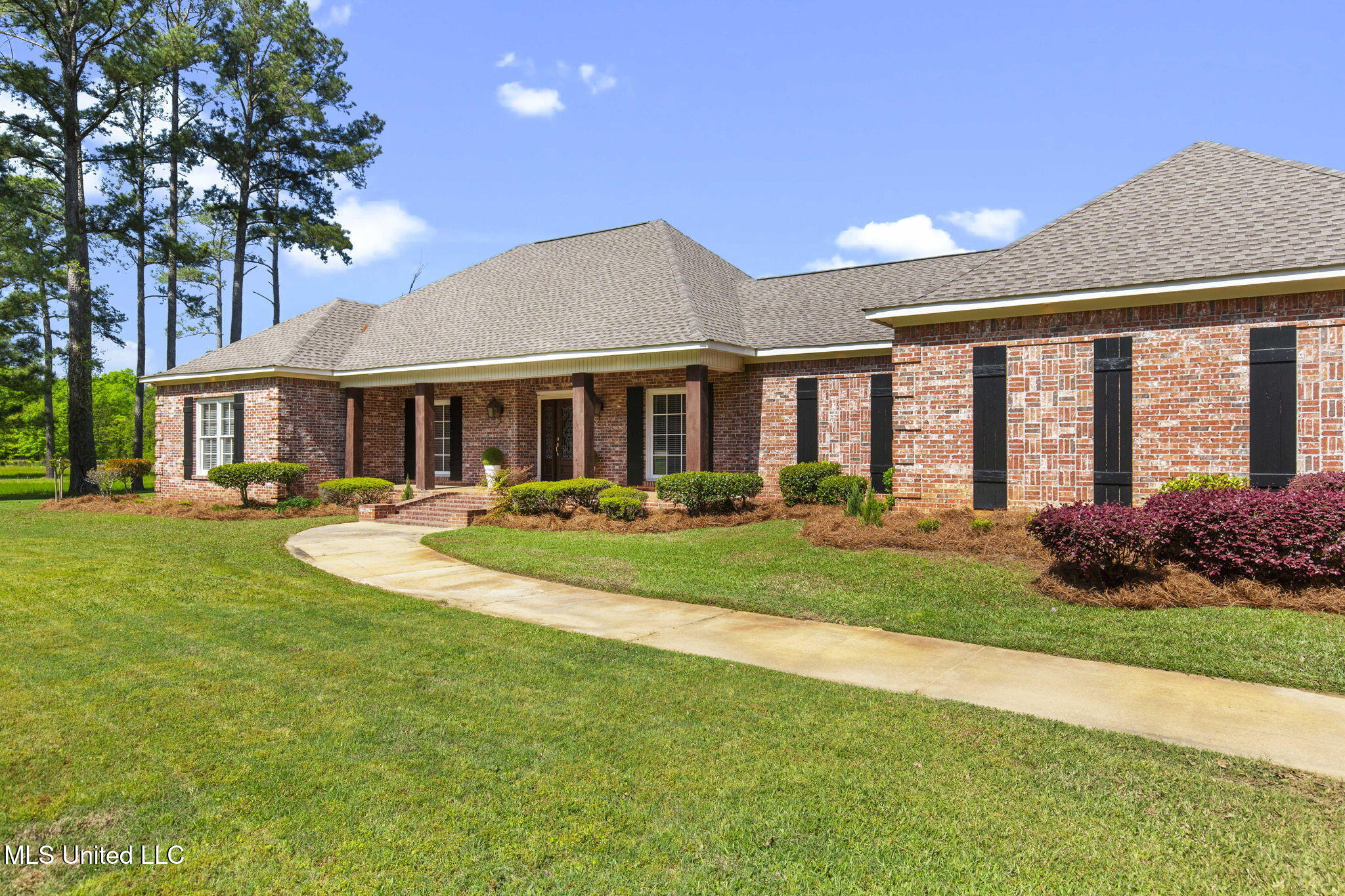 211 Lake Terrace Place Property Photo 10