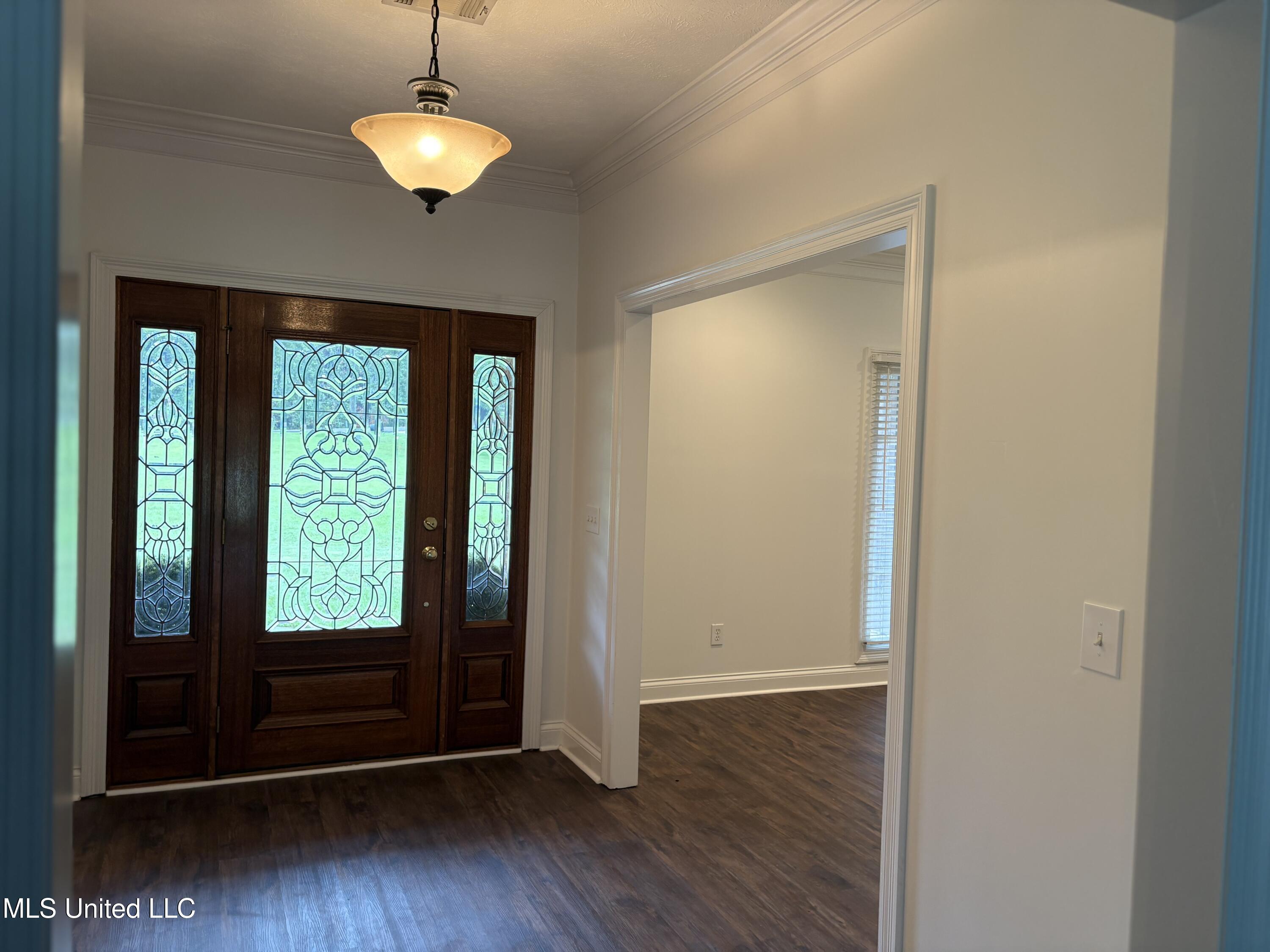 211 Lake Terrace Place Property Photo 17