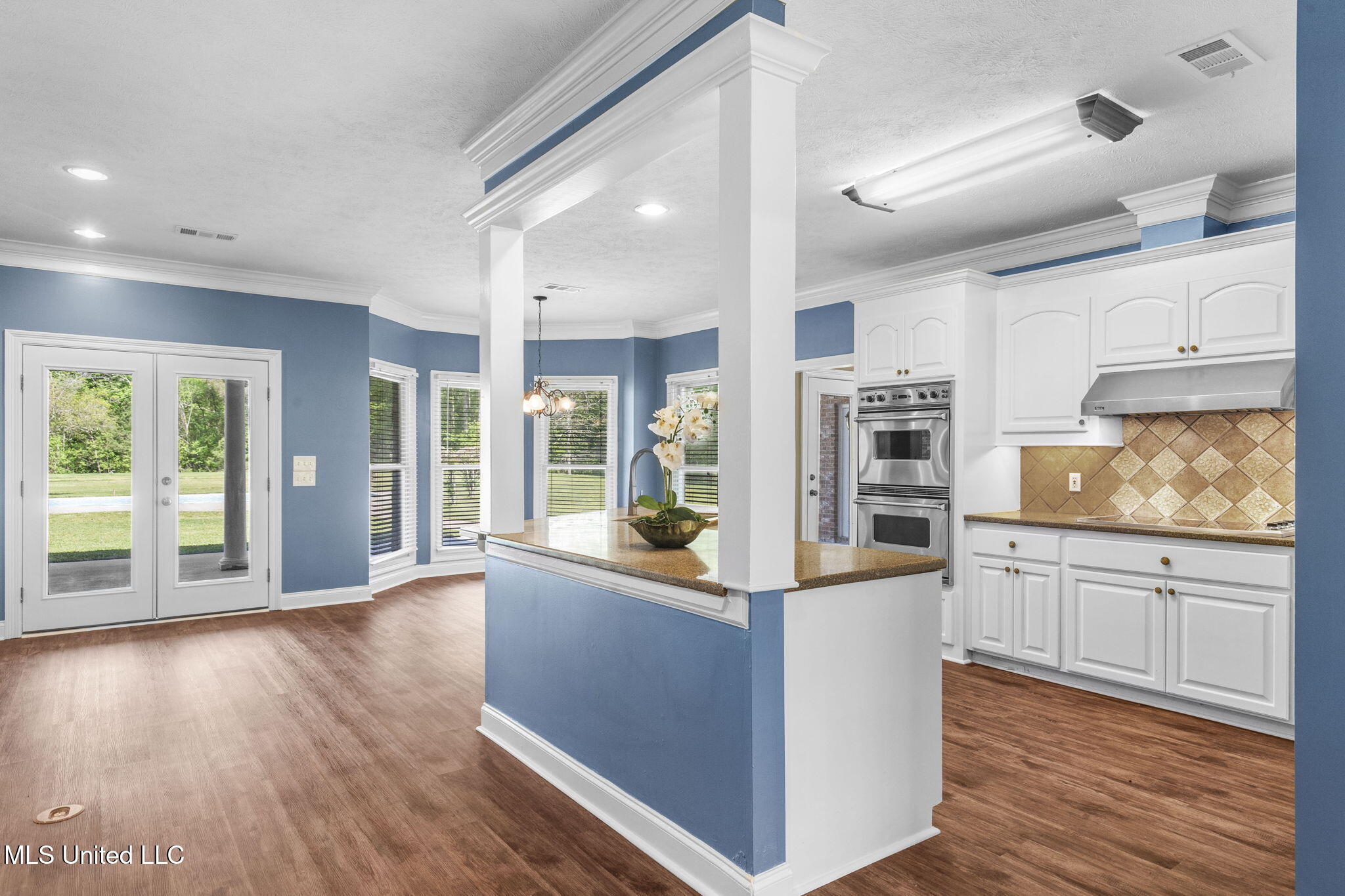 211 Lake Terrace Place Property Photo 25