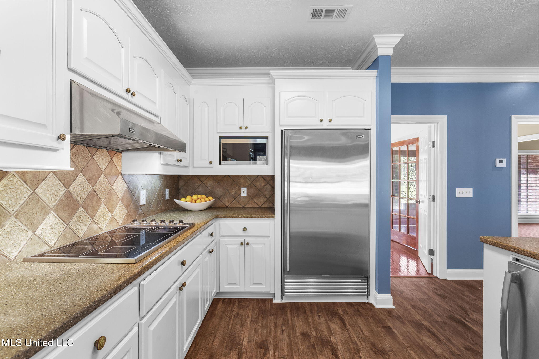 211 Lake Terrace Place Property Photo 28