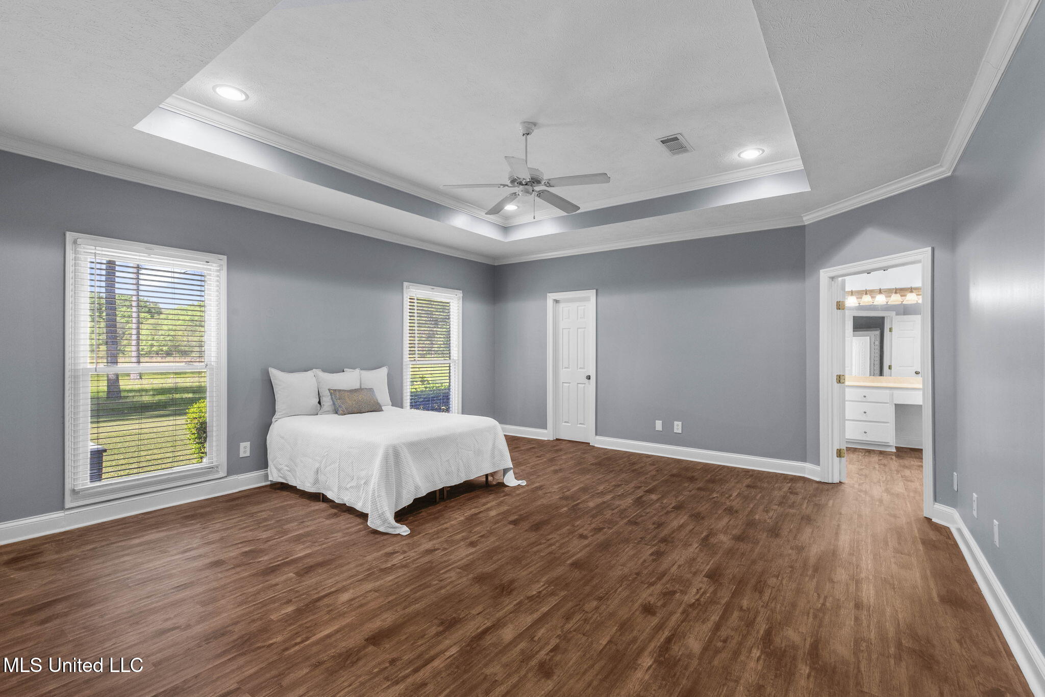 211 Lake Terrace Place Property Photo 35