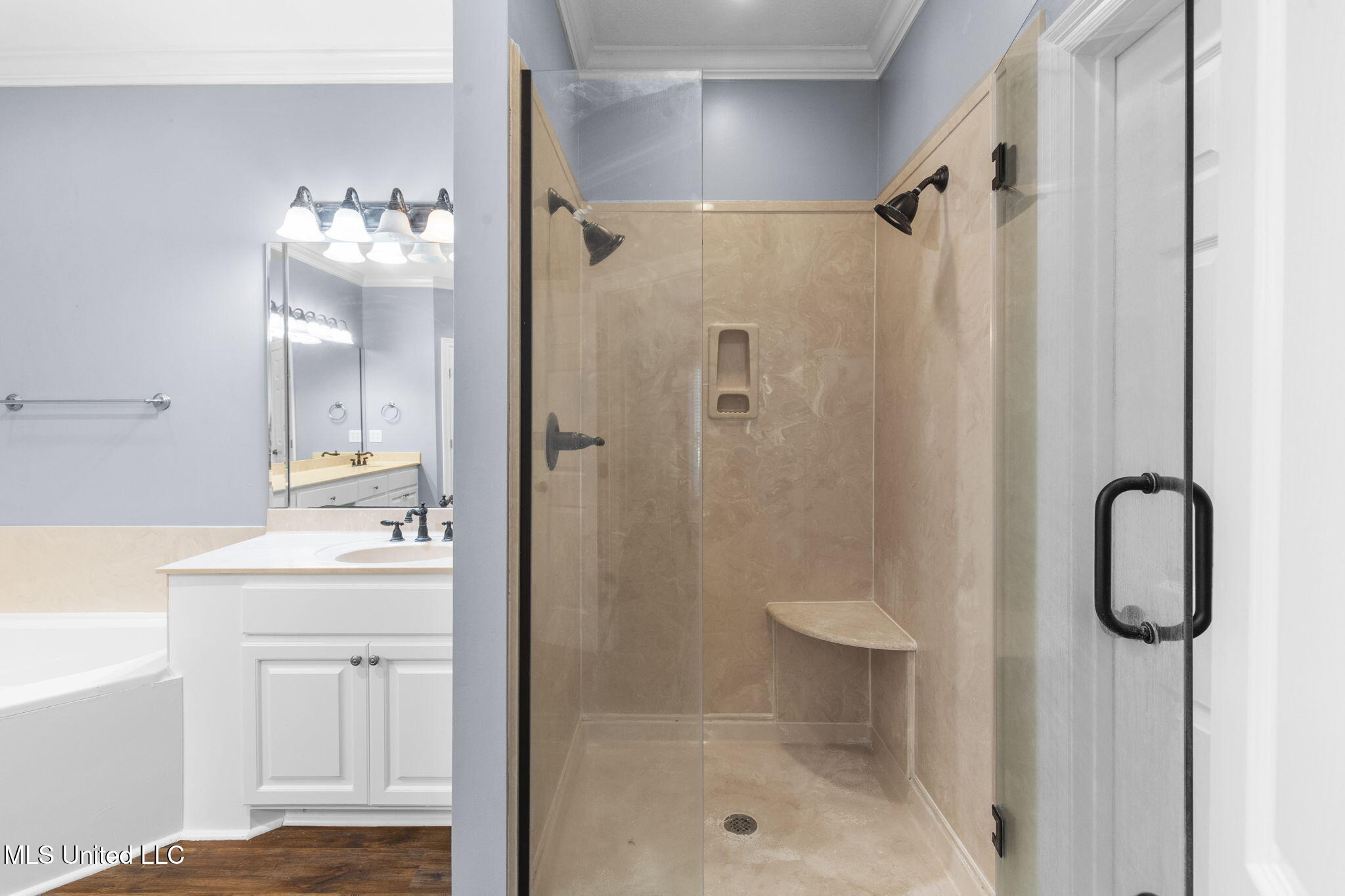 211 Lake Terrace Place Property Photo 38