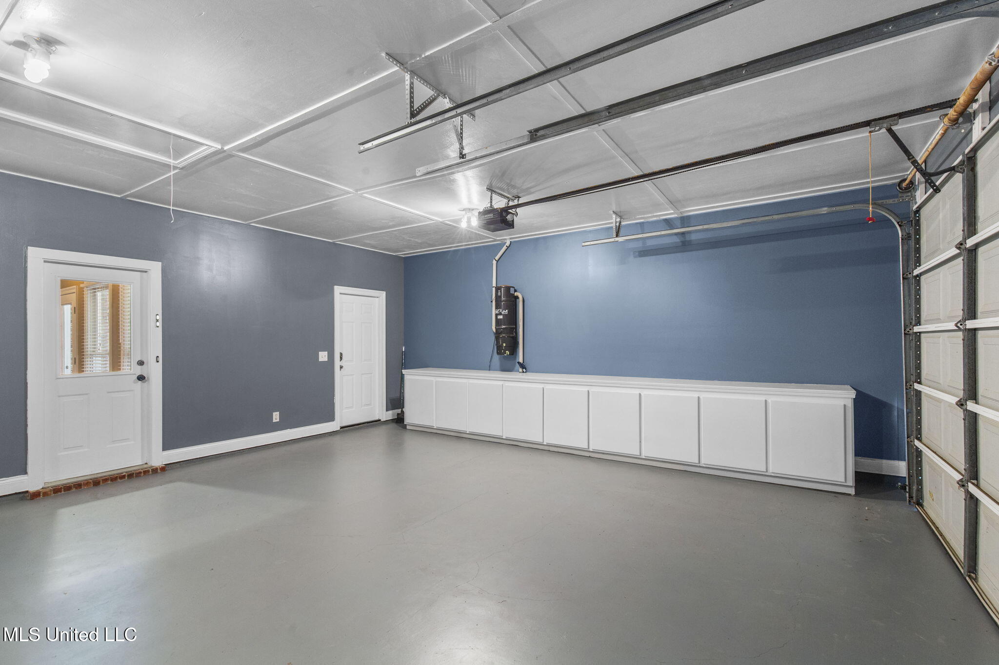 211 Lake Terrace Place Property Photo 53