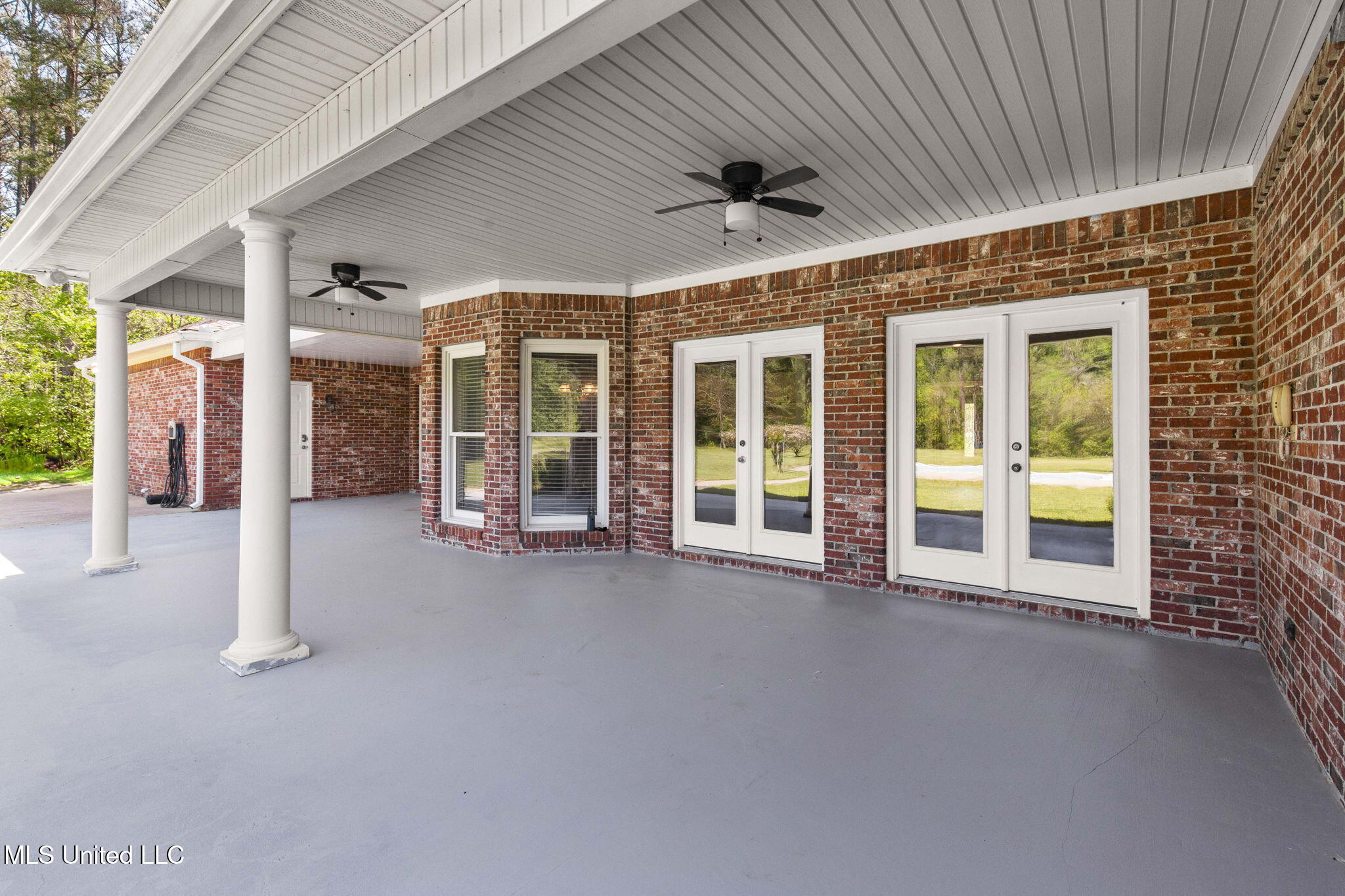 211 Lake Terrace Place Property Photo 58