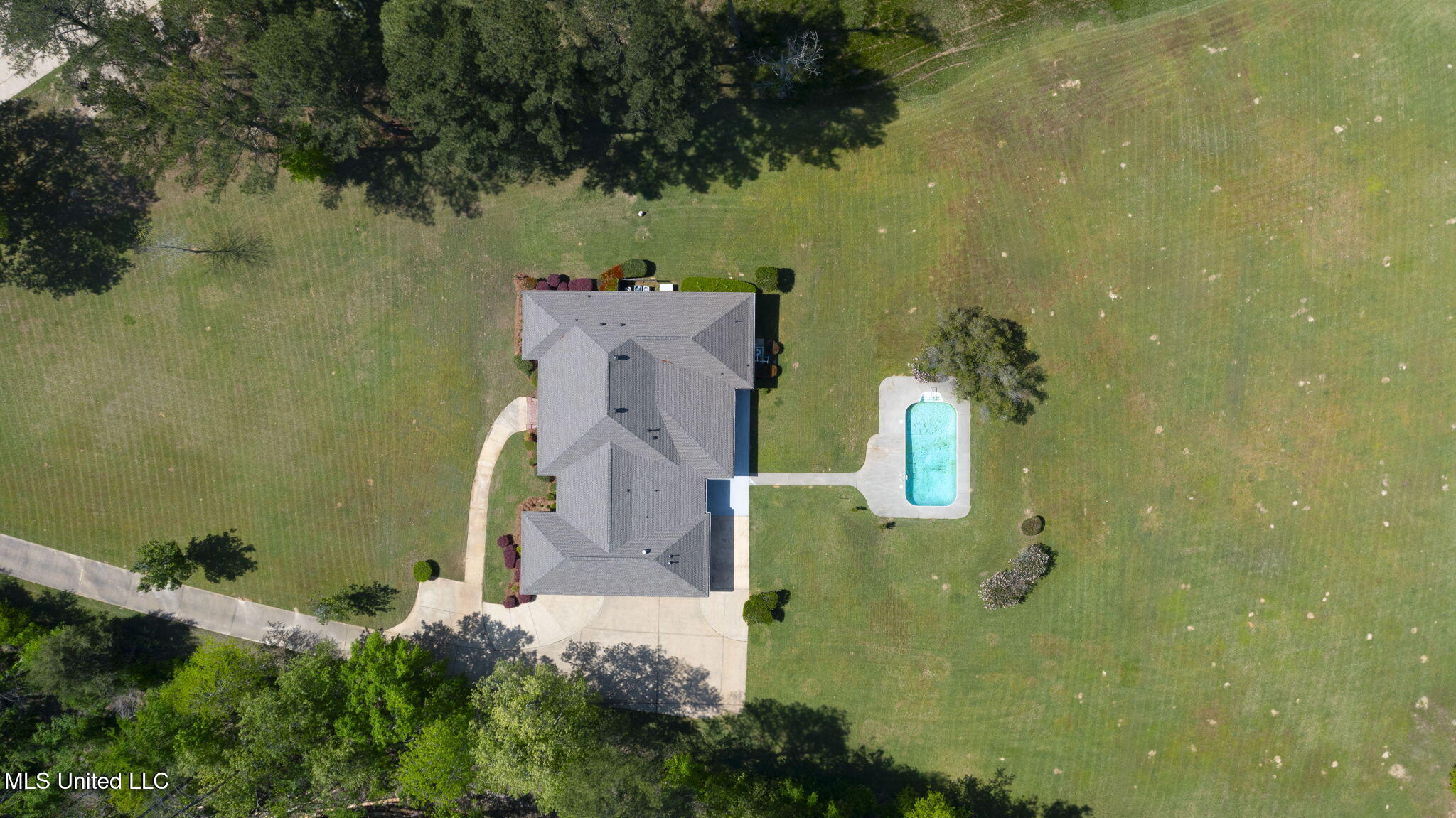 211 Lake Terrace Place Property Photo 63