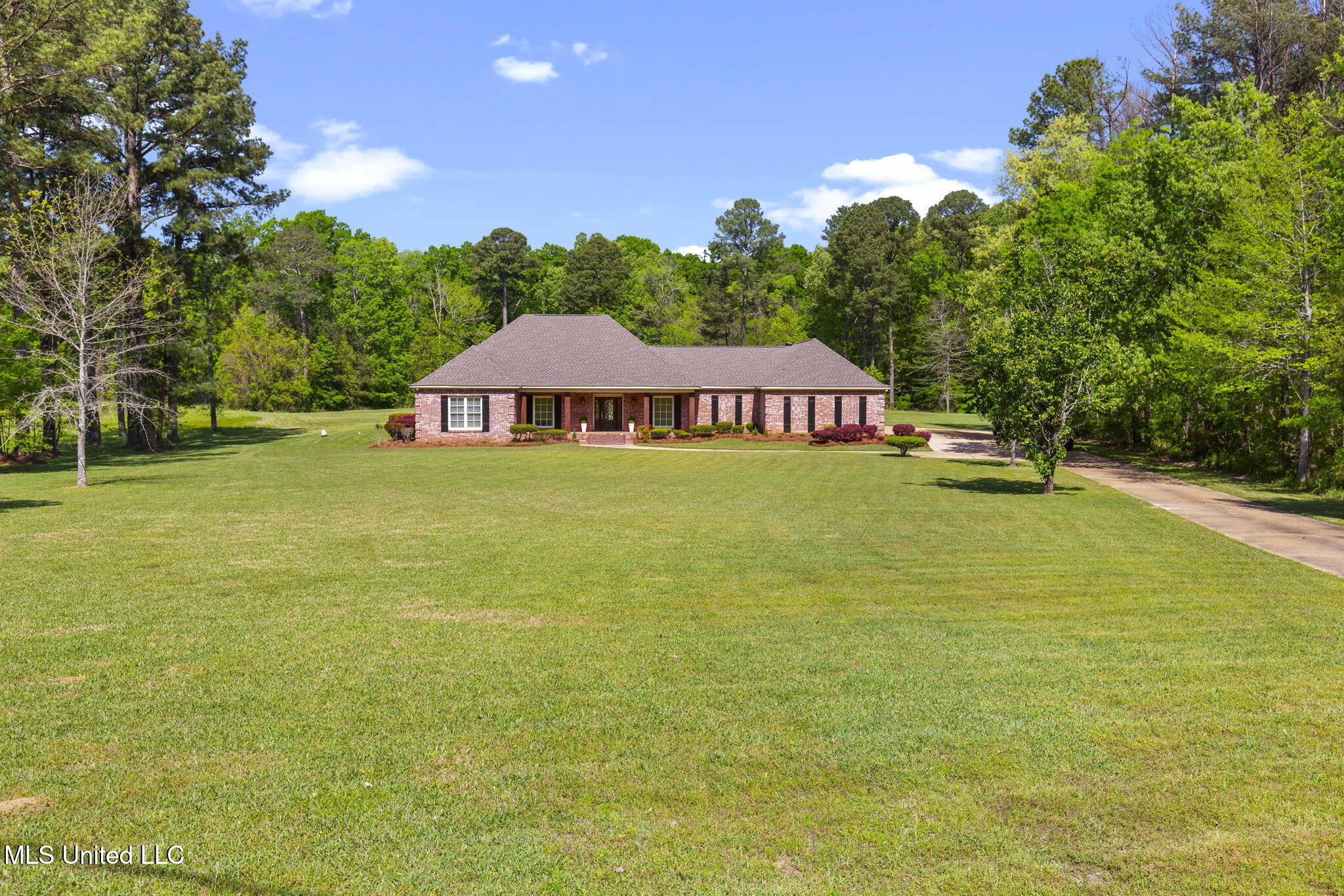 211 Lake Terrace Place Property Photo 68