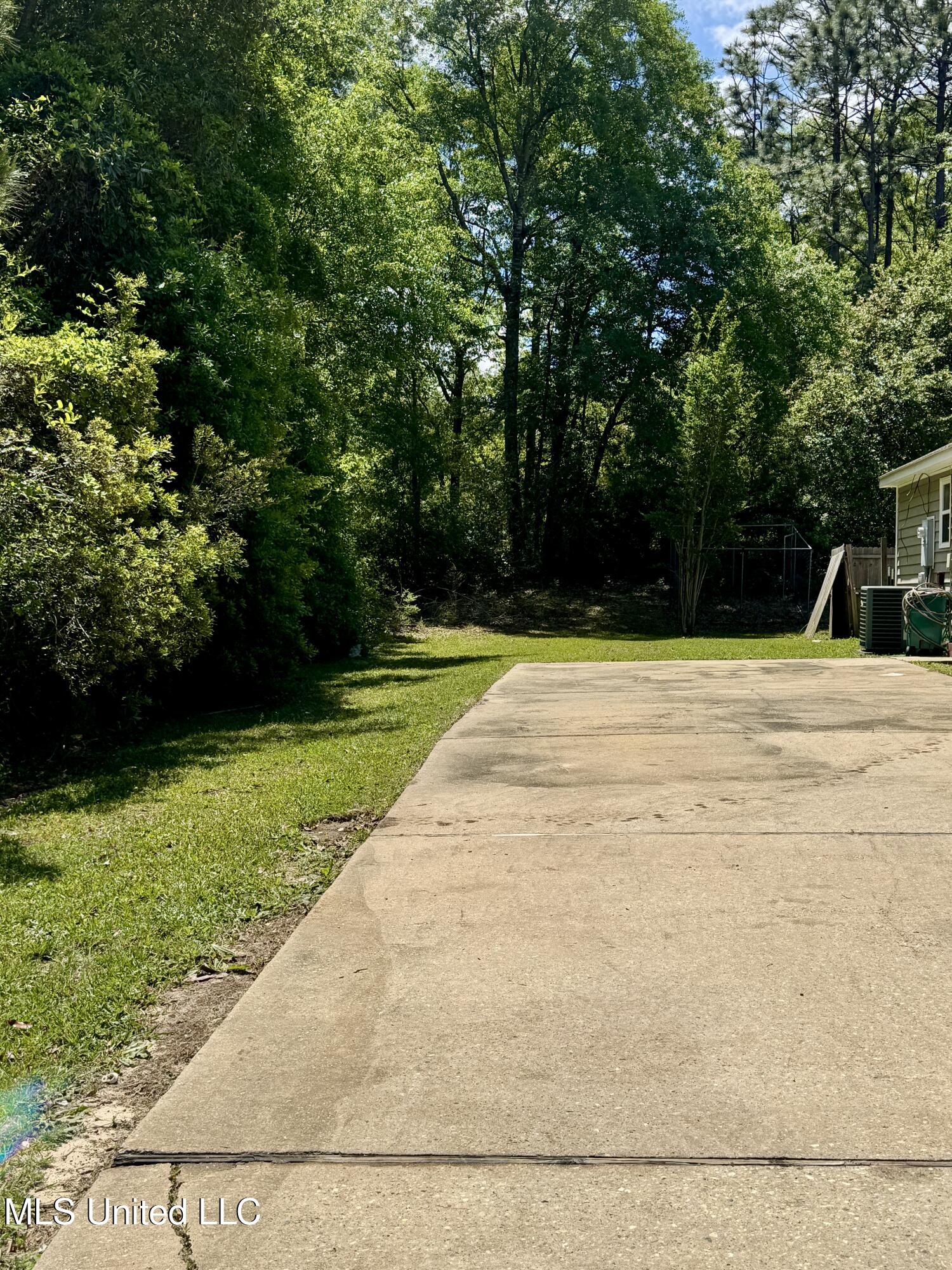 19211 Crestwick Street Property Photo 20