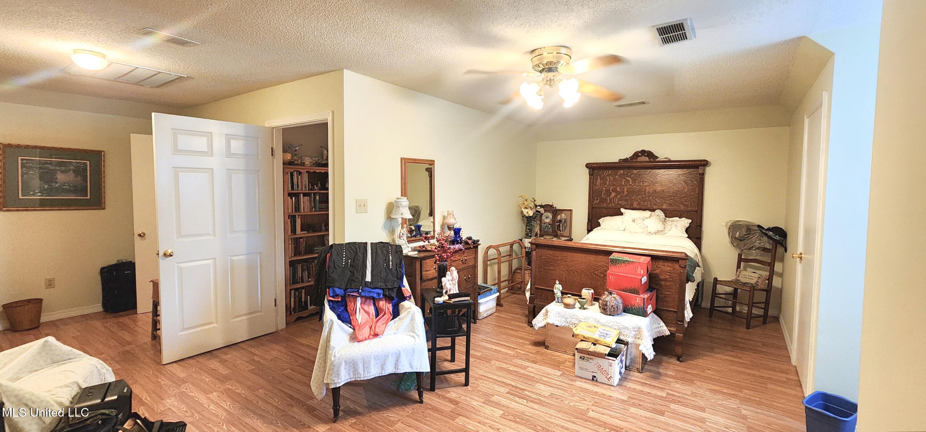 96498 W Diamondhead Drive Property Photo 31