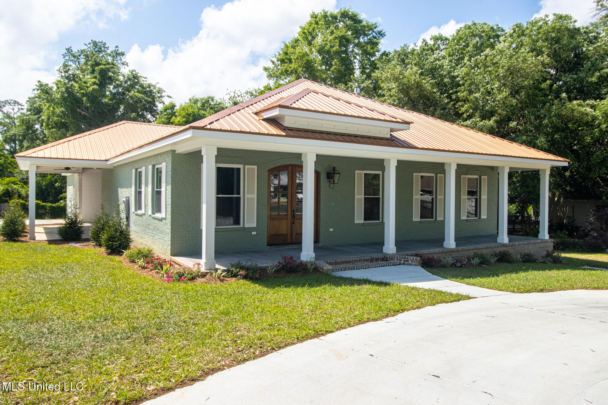 5 Hanging Oak Circle Property Photo