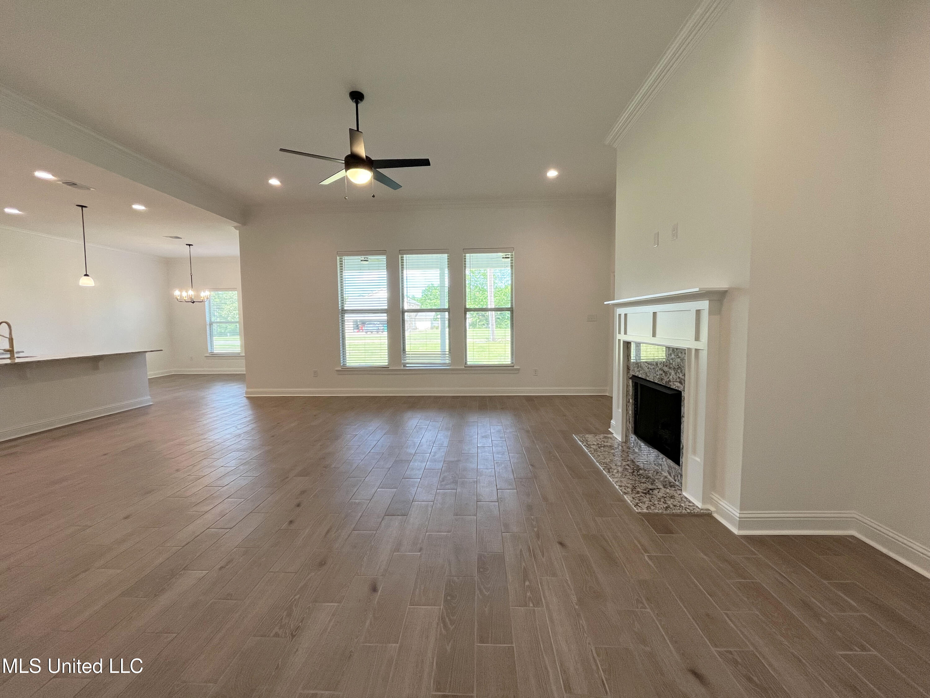14393 Swan Ridge Circle Property Photo 4