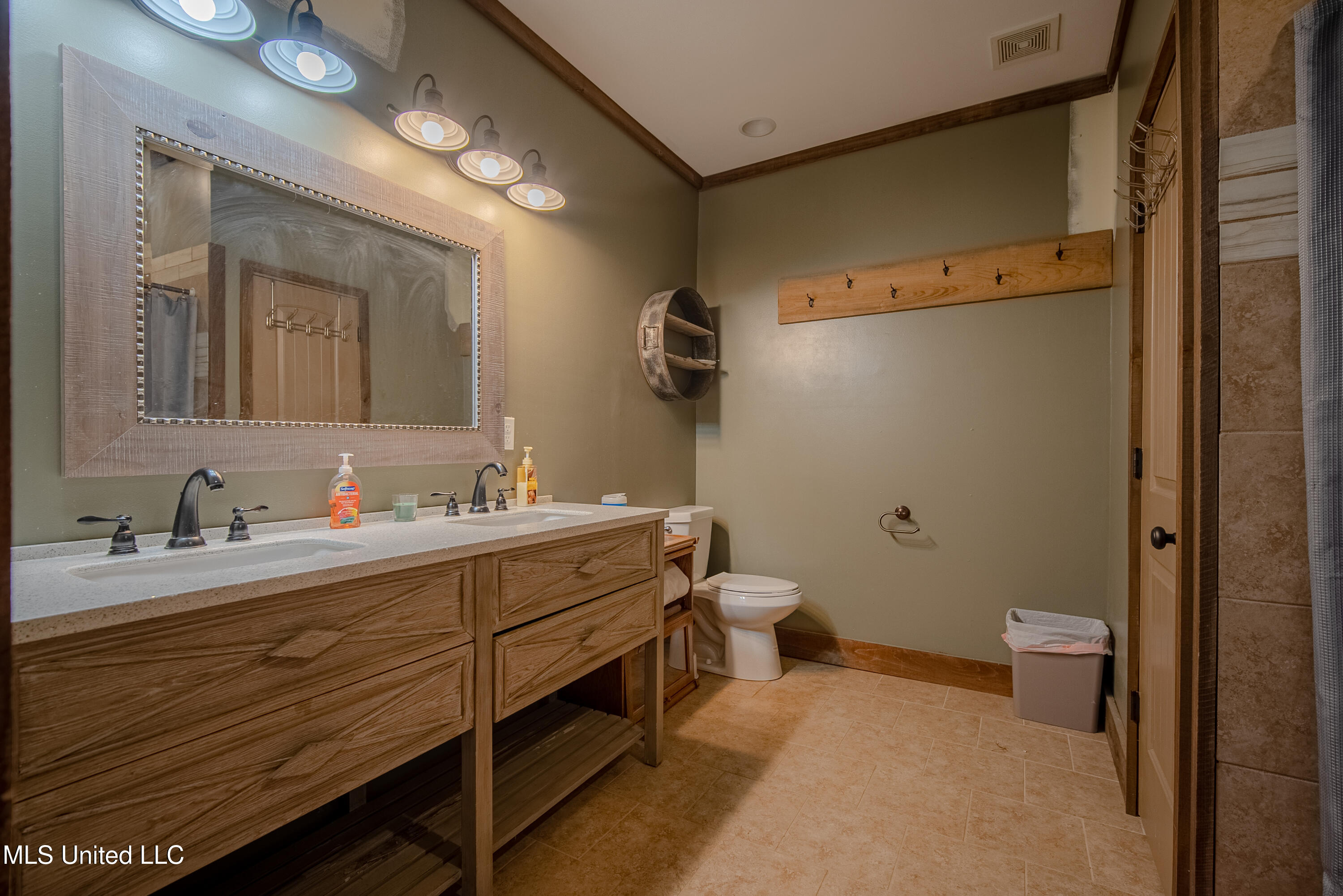 1640 Rowe Road Road Property Photo 4