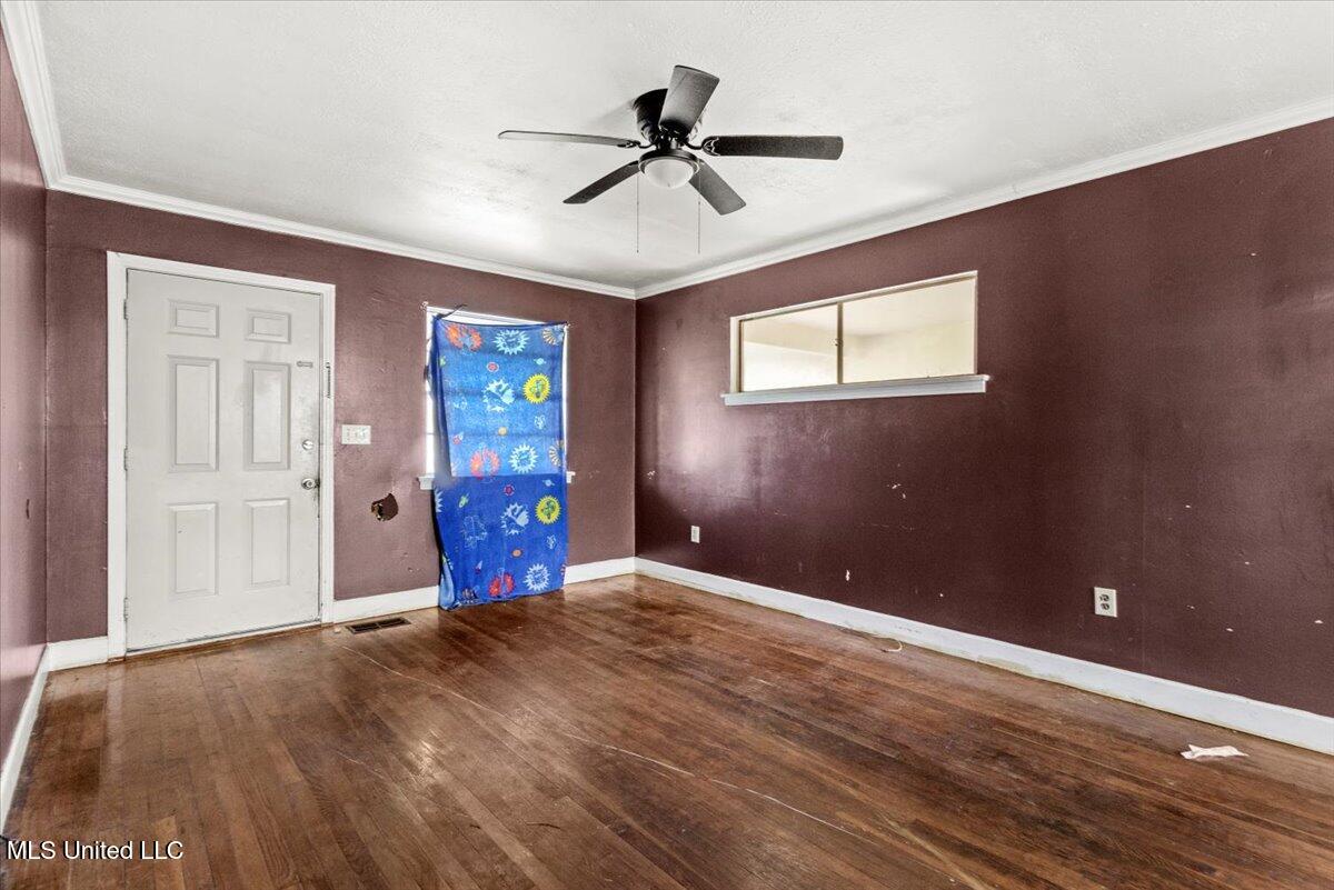 3161 45th Street Property Photo 14