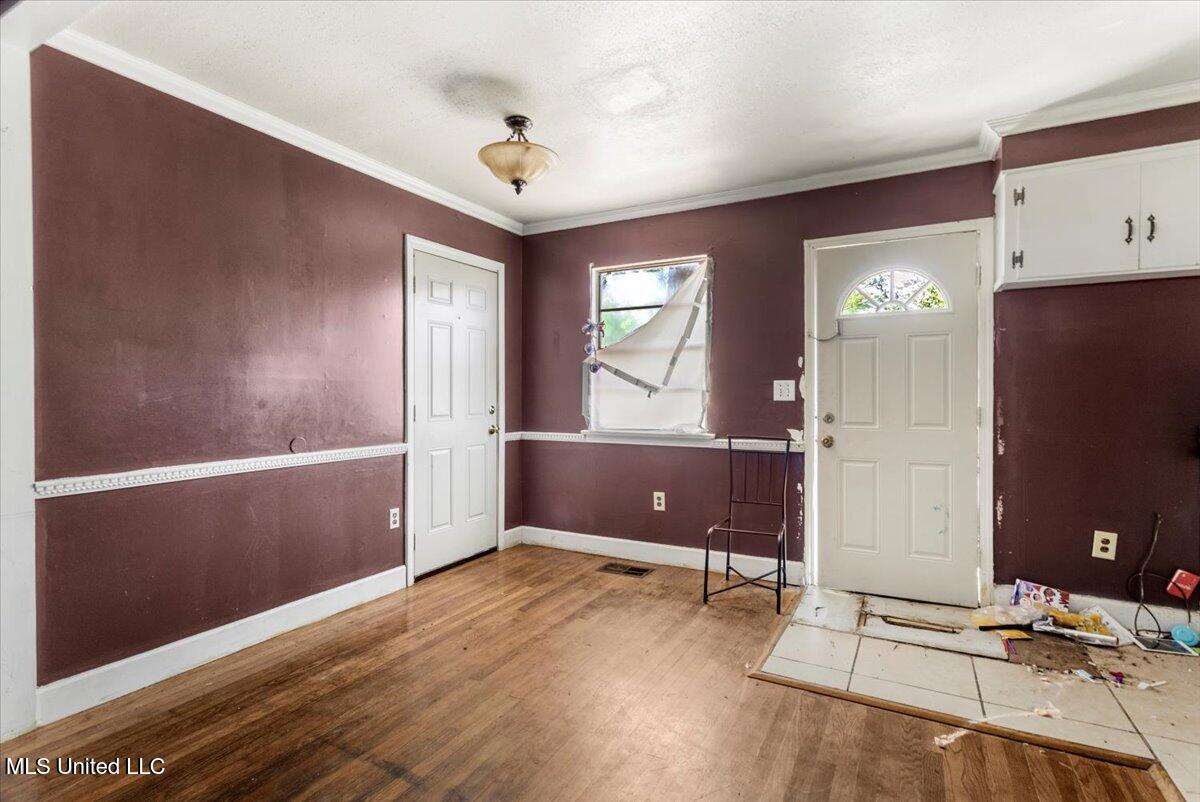 3161 45th Street Property Photo 15