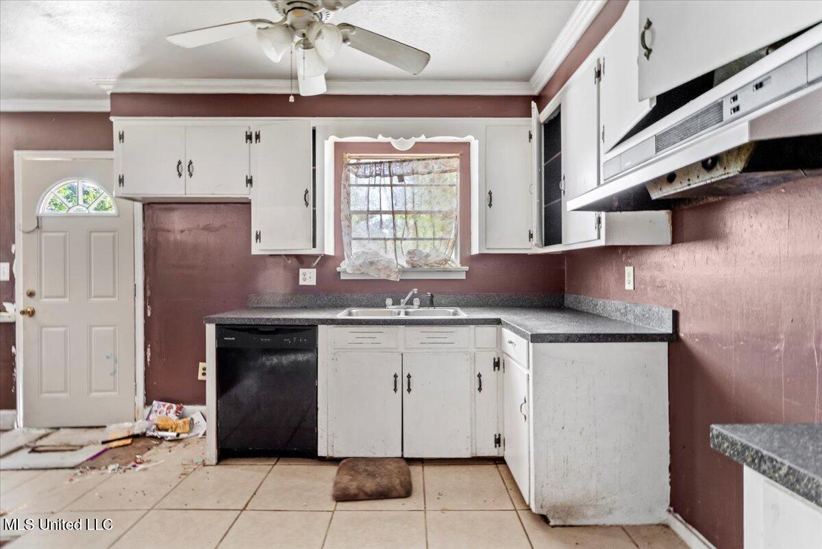 3161 45th Street Property Photo 17