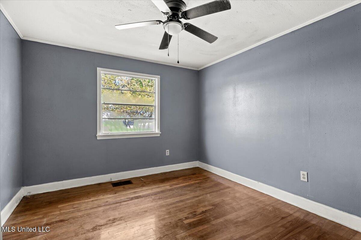 3161 45th Street Property Photo 23