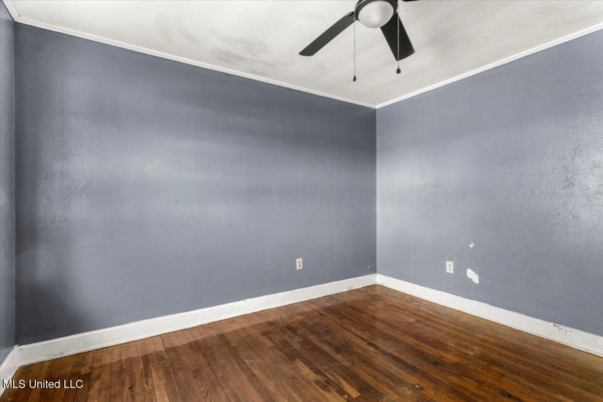3161 45th Street Property Photo 24
