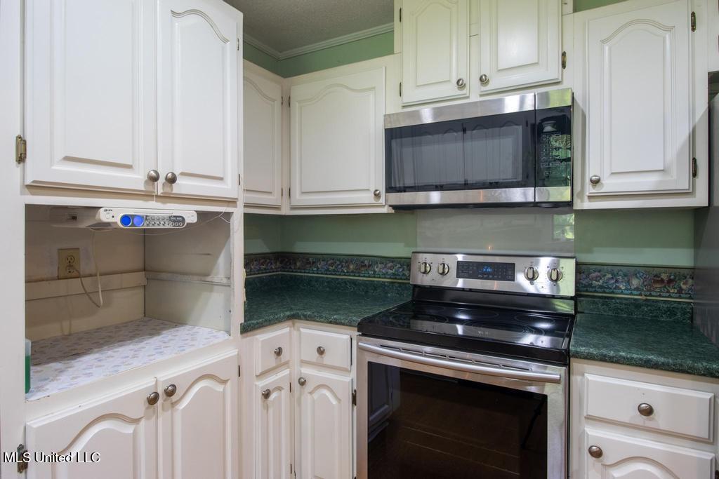 419 Cove Drive Property Photo 12