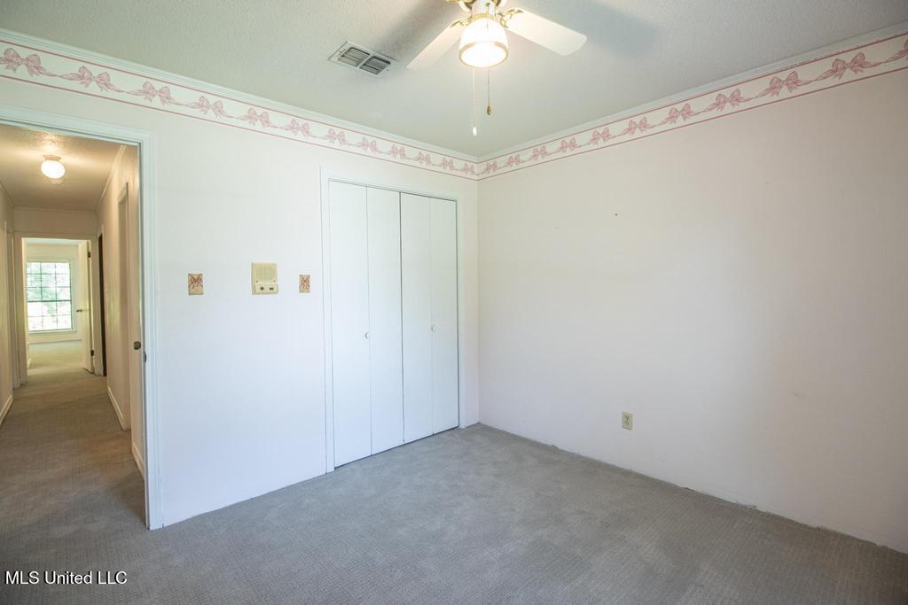 419 Cove Drive Property Photo 20