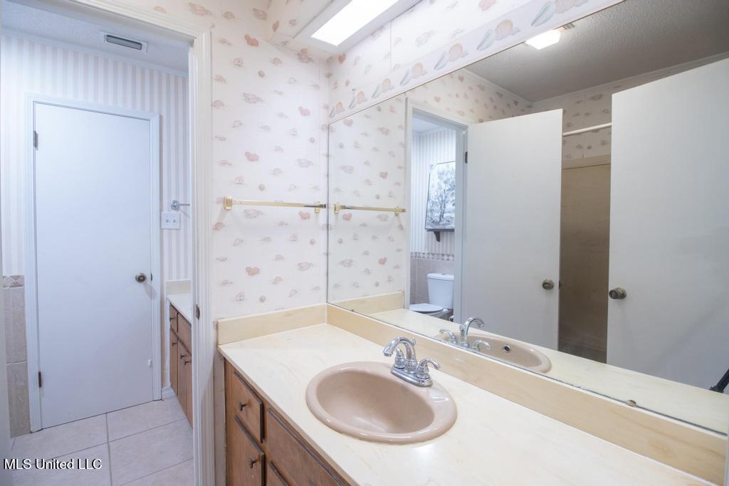 419 Cove Drive Property Photo 23