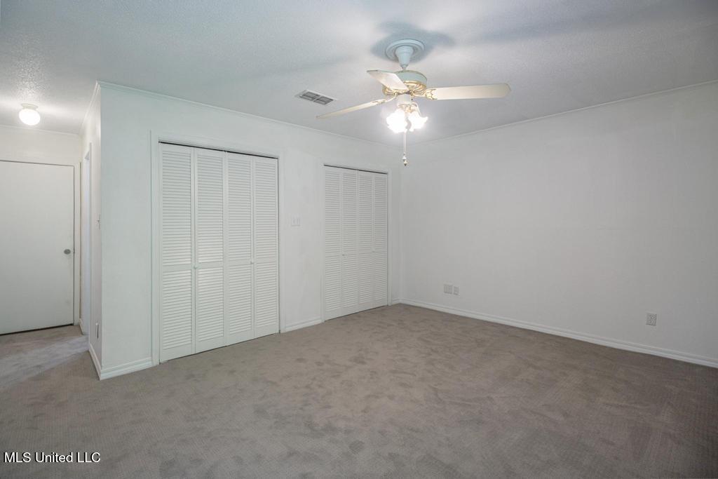 419 Cove Drive Property Photo 29