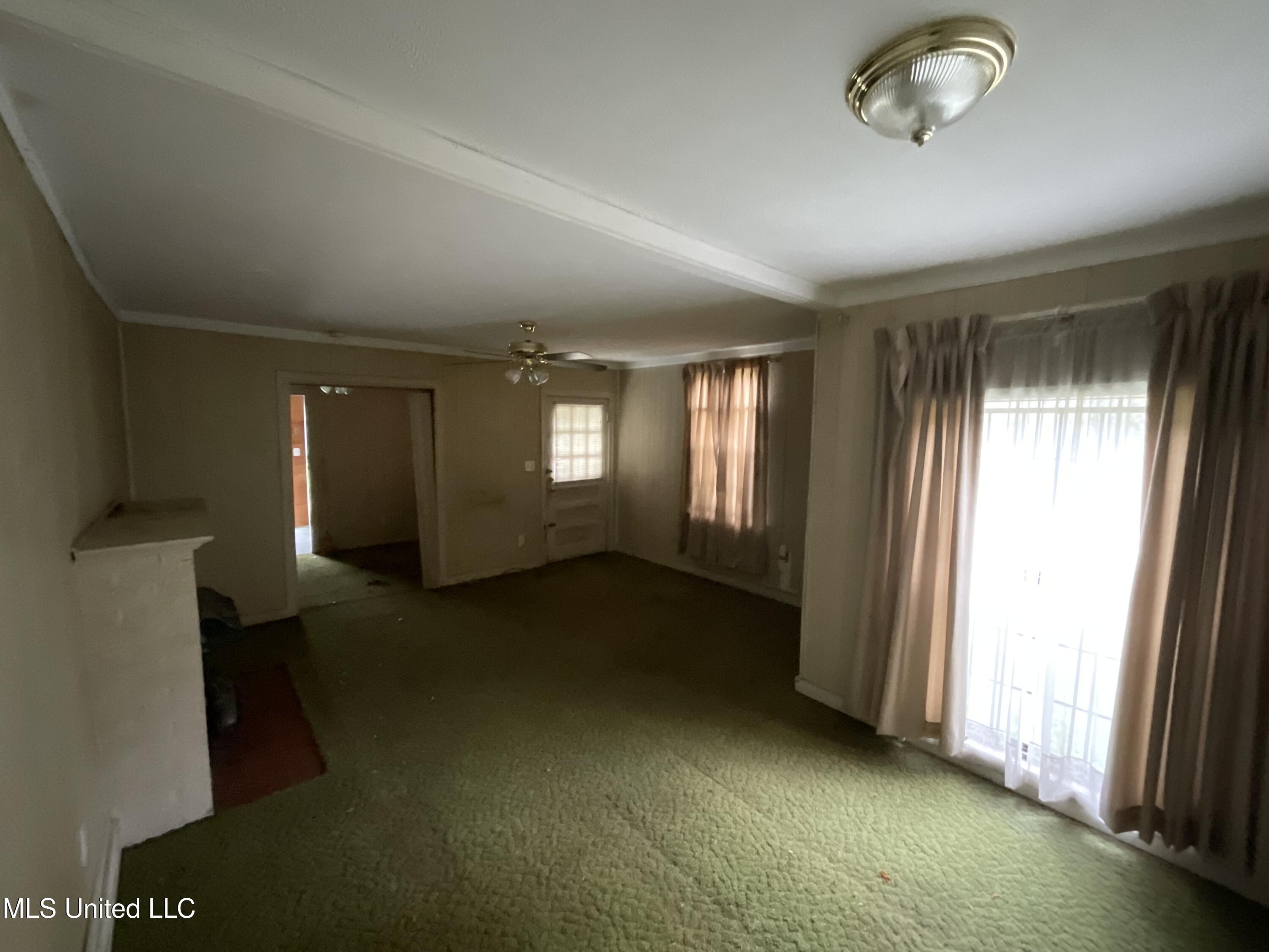 4228 Johnson Court Property Photo 9