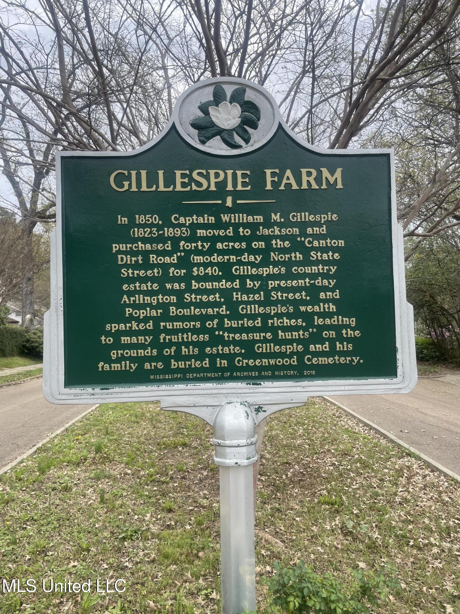 800 Gillespie Street Property Photo 2