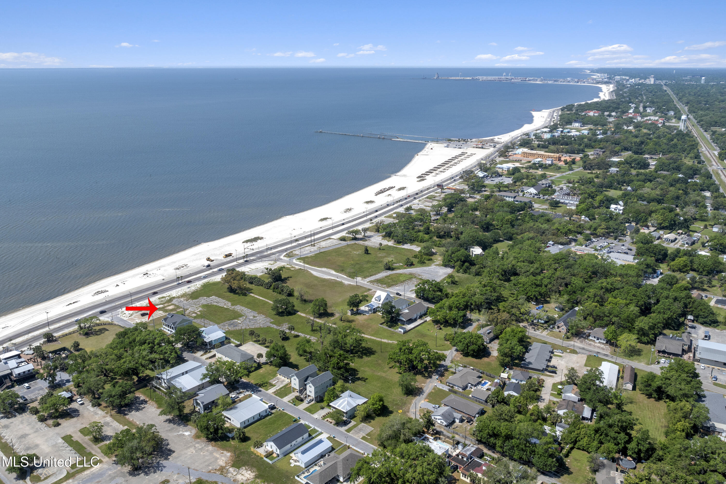 830 E Beach Boulevard Property Photo 5