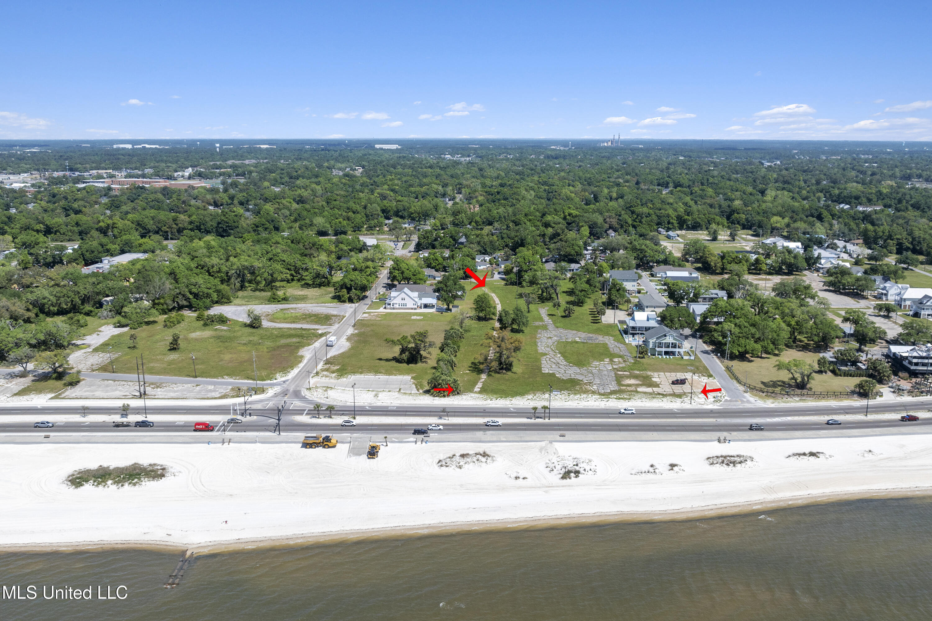 830 E Beach Boulevard Property Photo 8