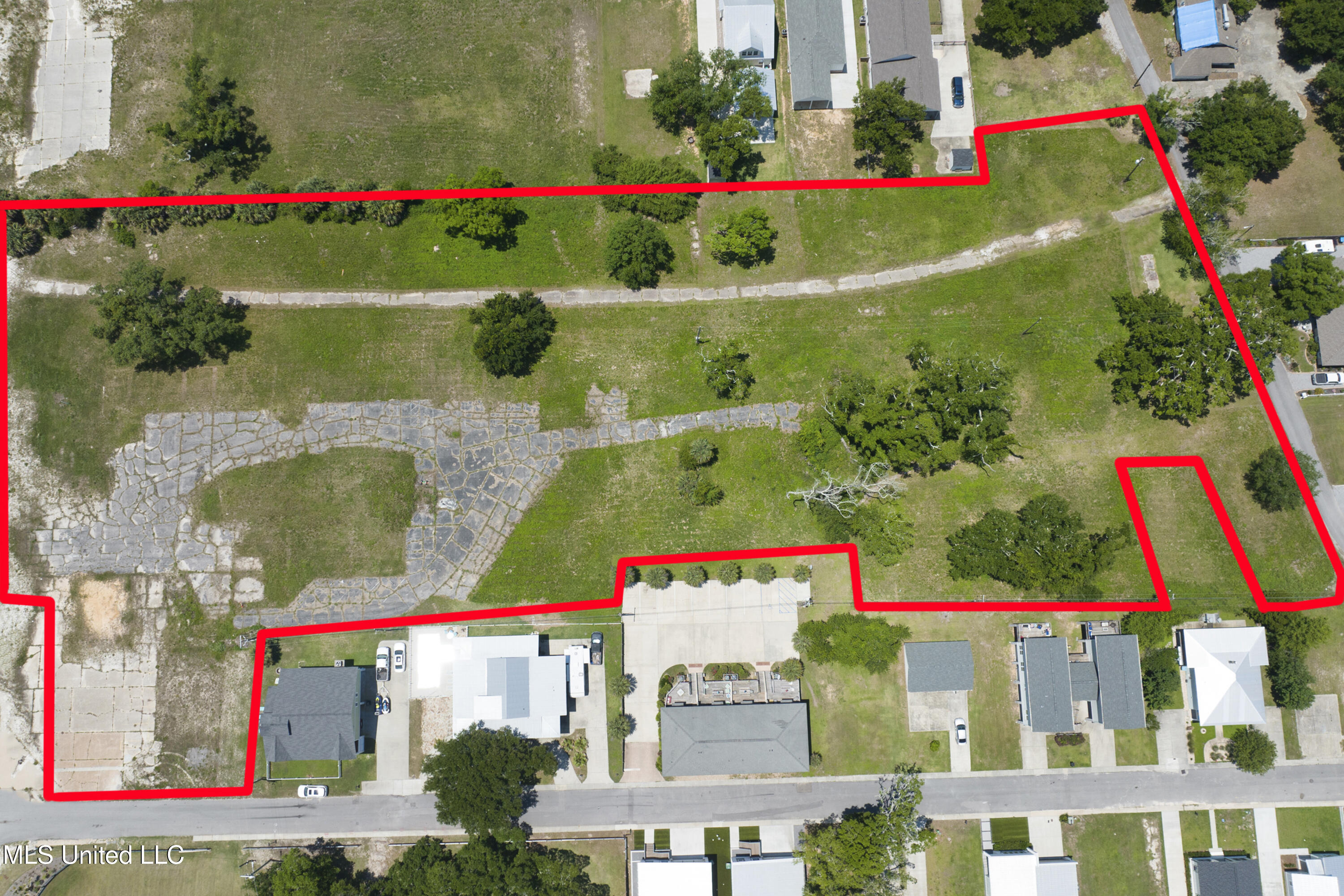 830 E Beach Boulevard Property Photo 16