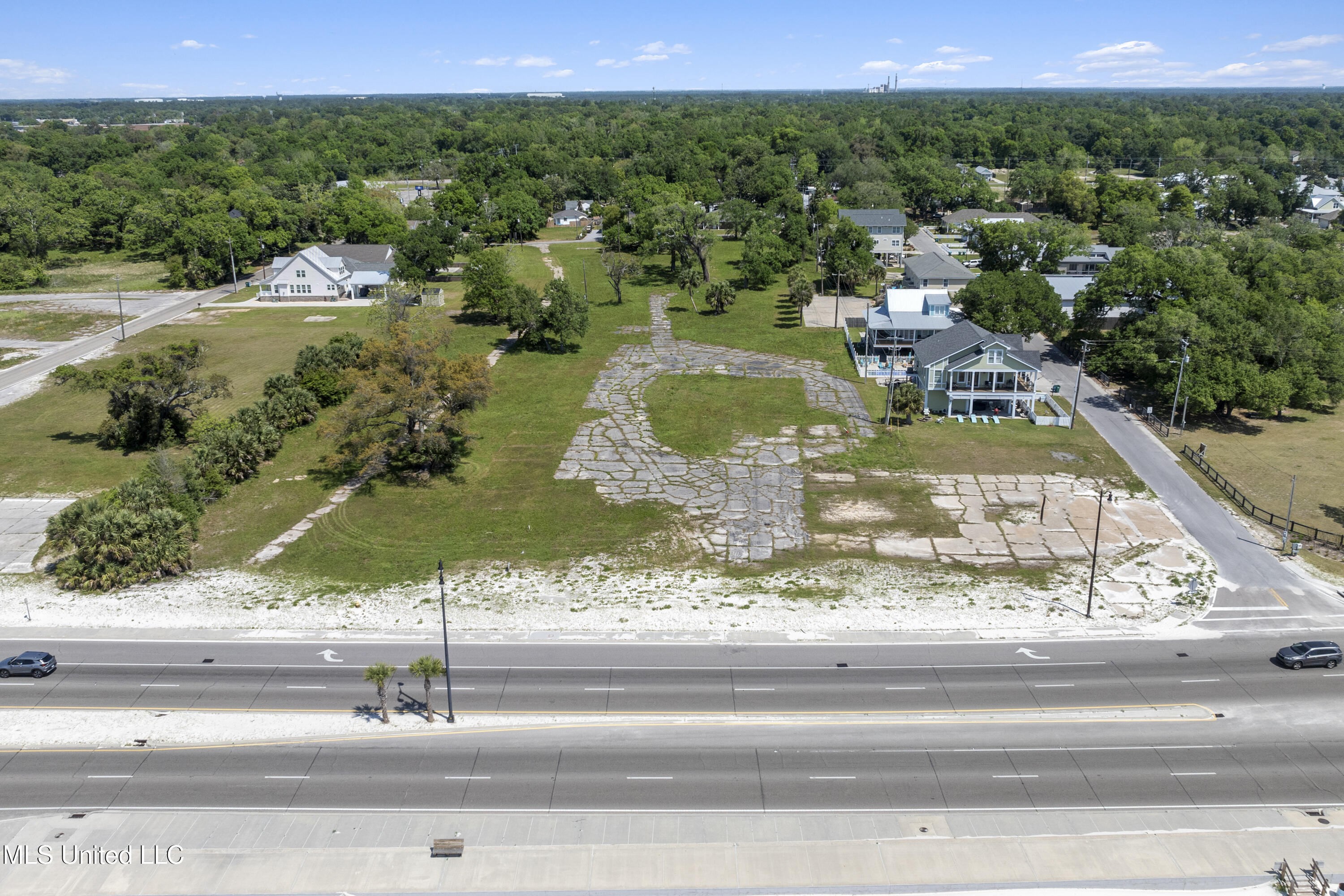 830 E Beach Boulevard Property Photo 19