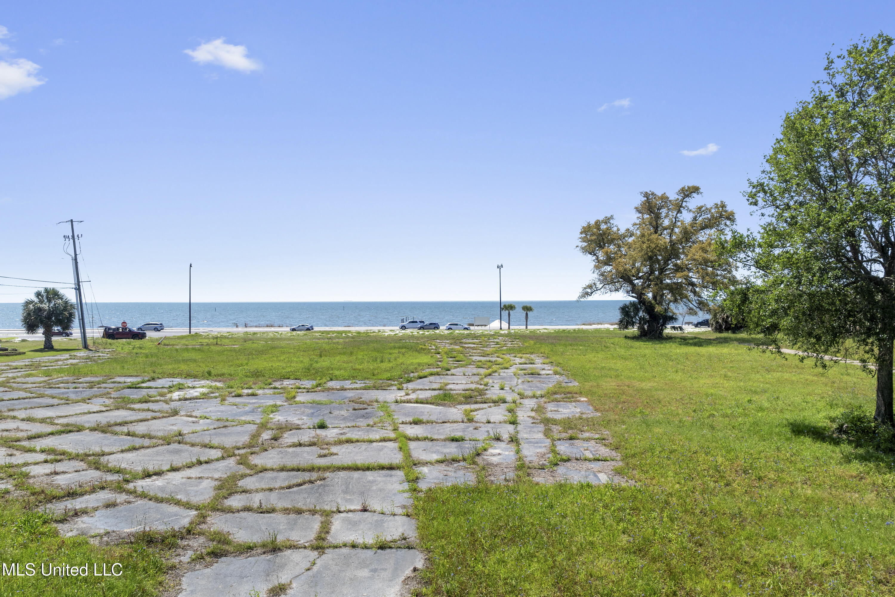 830 E Beach Boulevard Property Photo 21