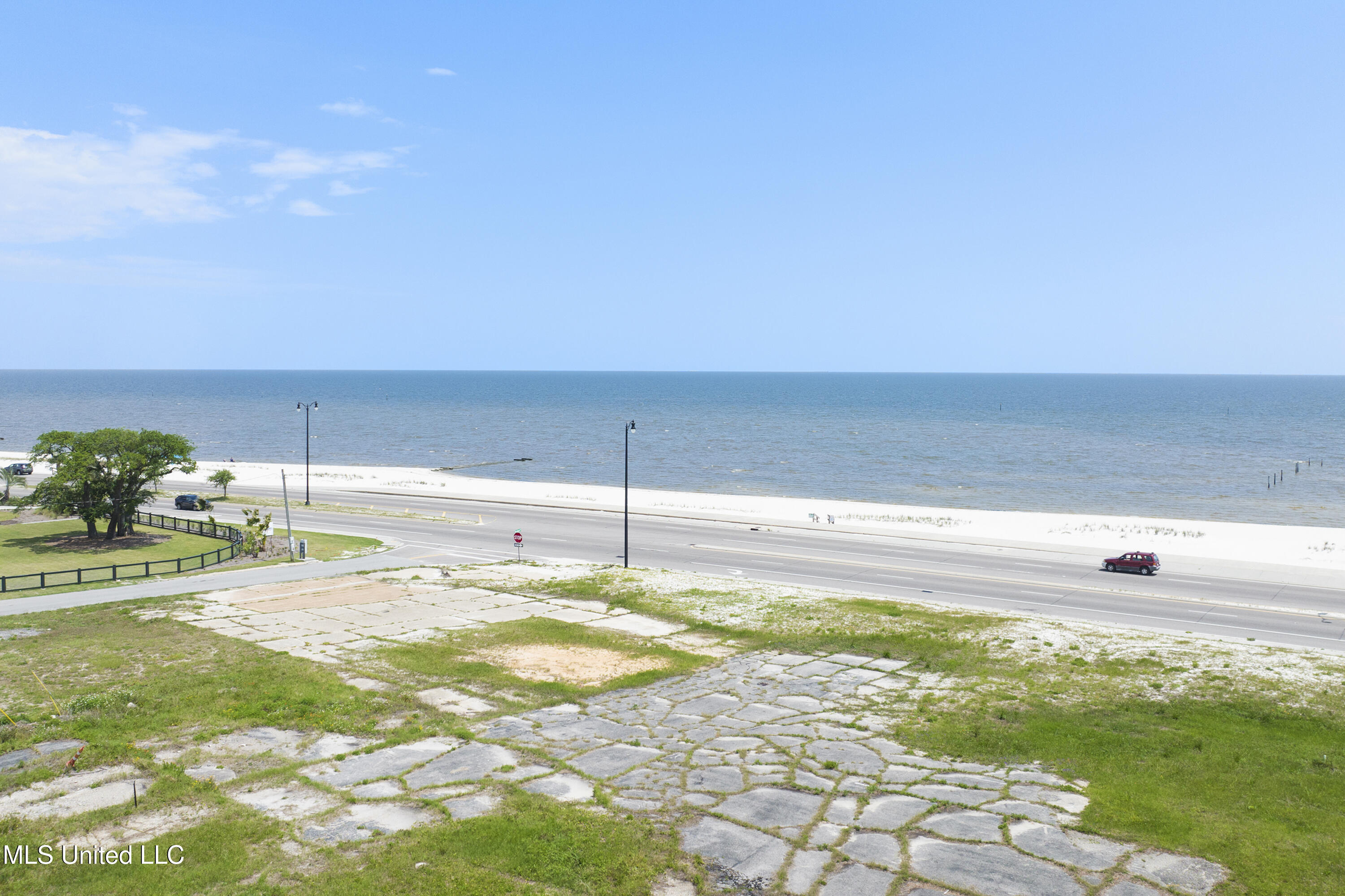 830 E Beach Boulevard Property Photo 24
