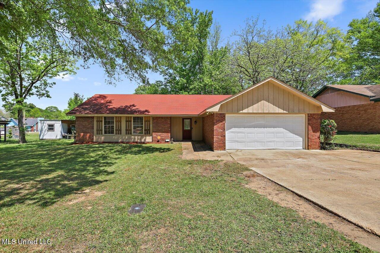 5530 Spencer Drive Property Photo