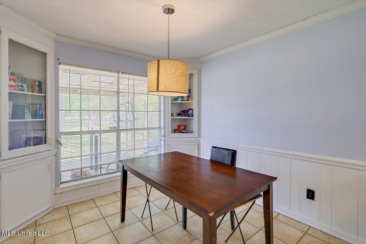 5530 Spencer Drive Property Photo 13