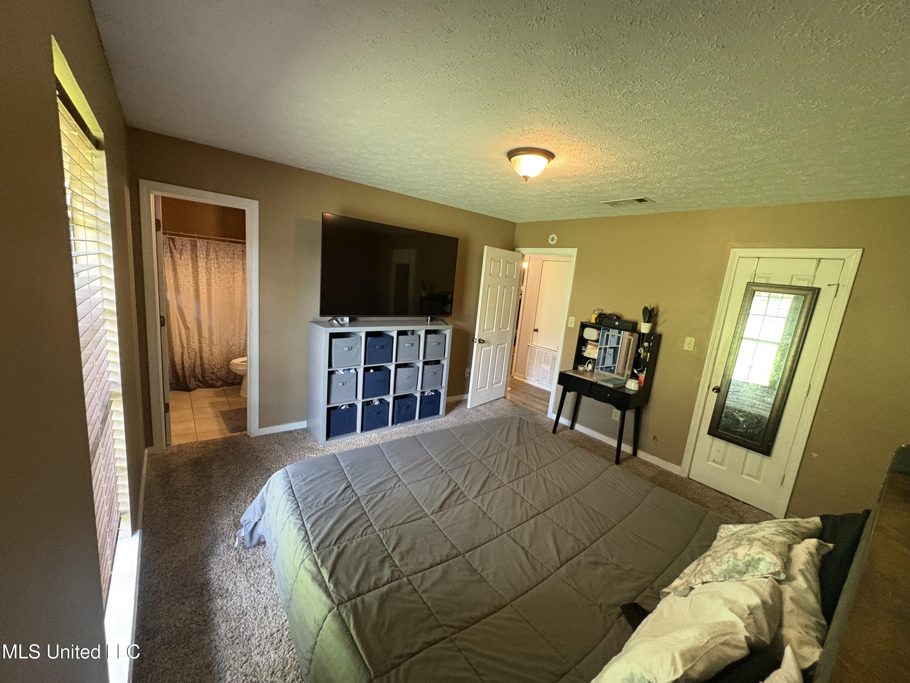 5530 Spencer Drive Property Photo 18