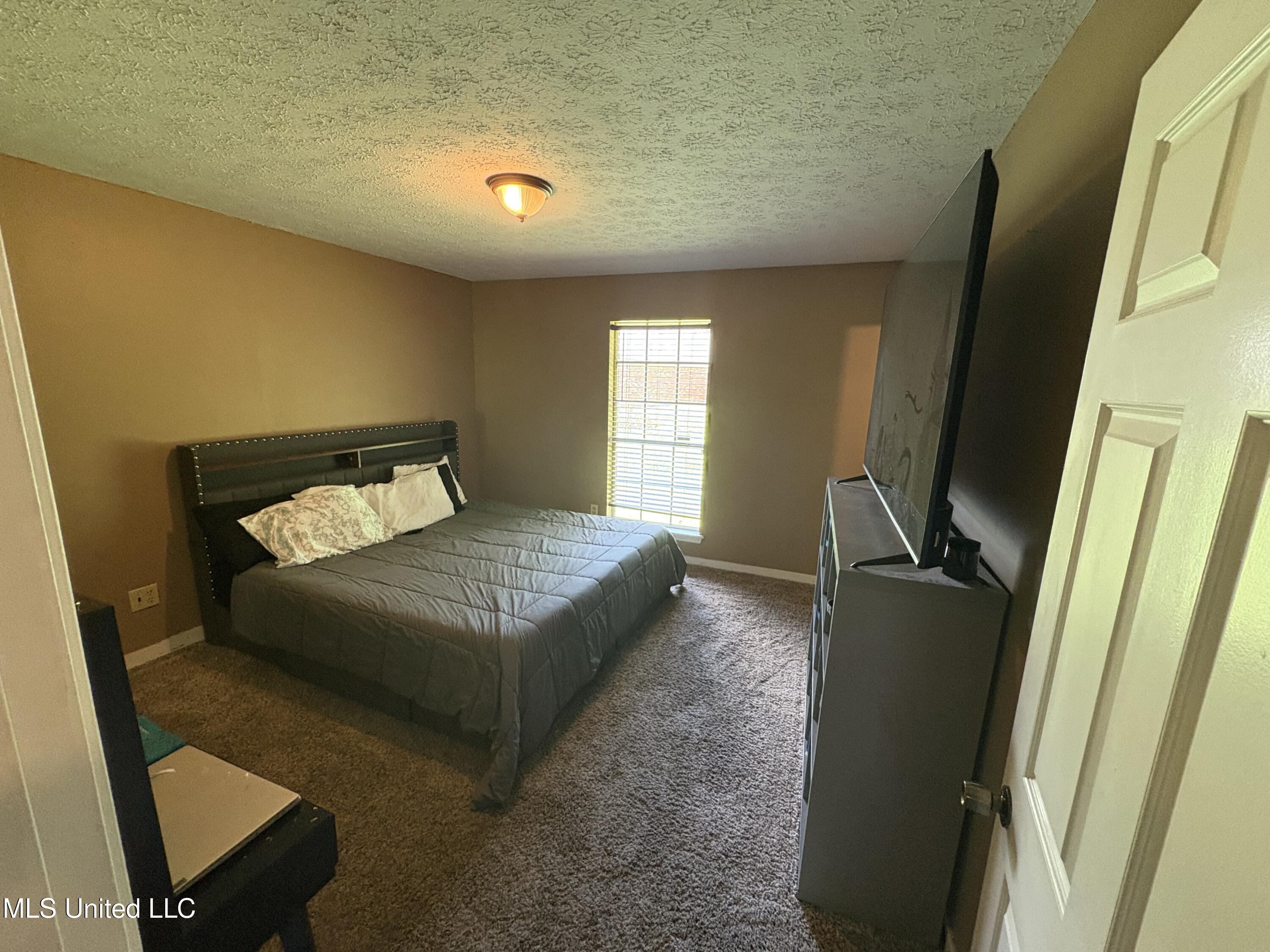 5530 Spencer Drive Property Photo 19
