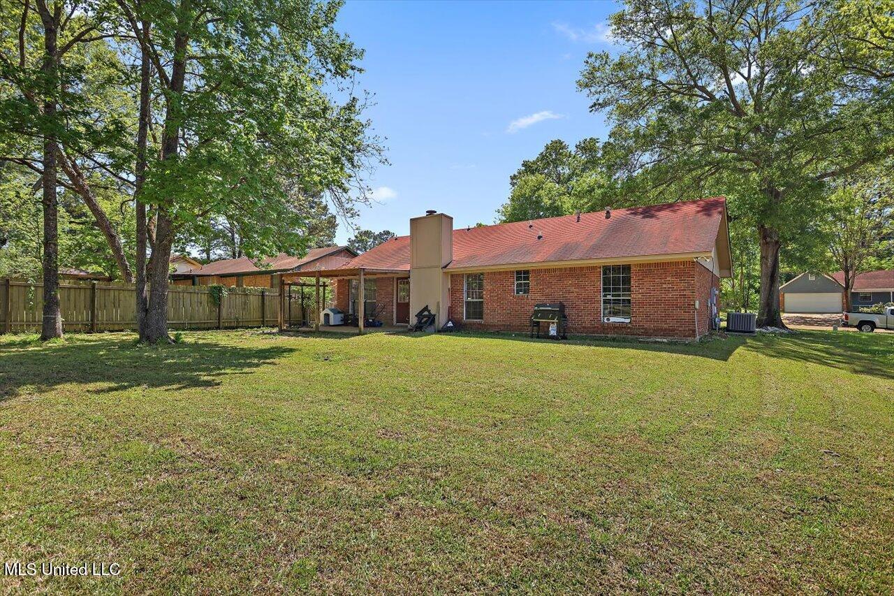 5530 Spencer Drive Property Photo 25