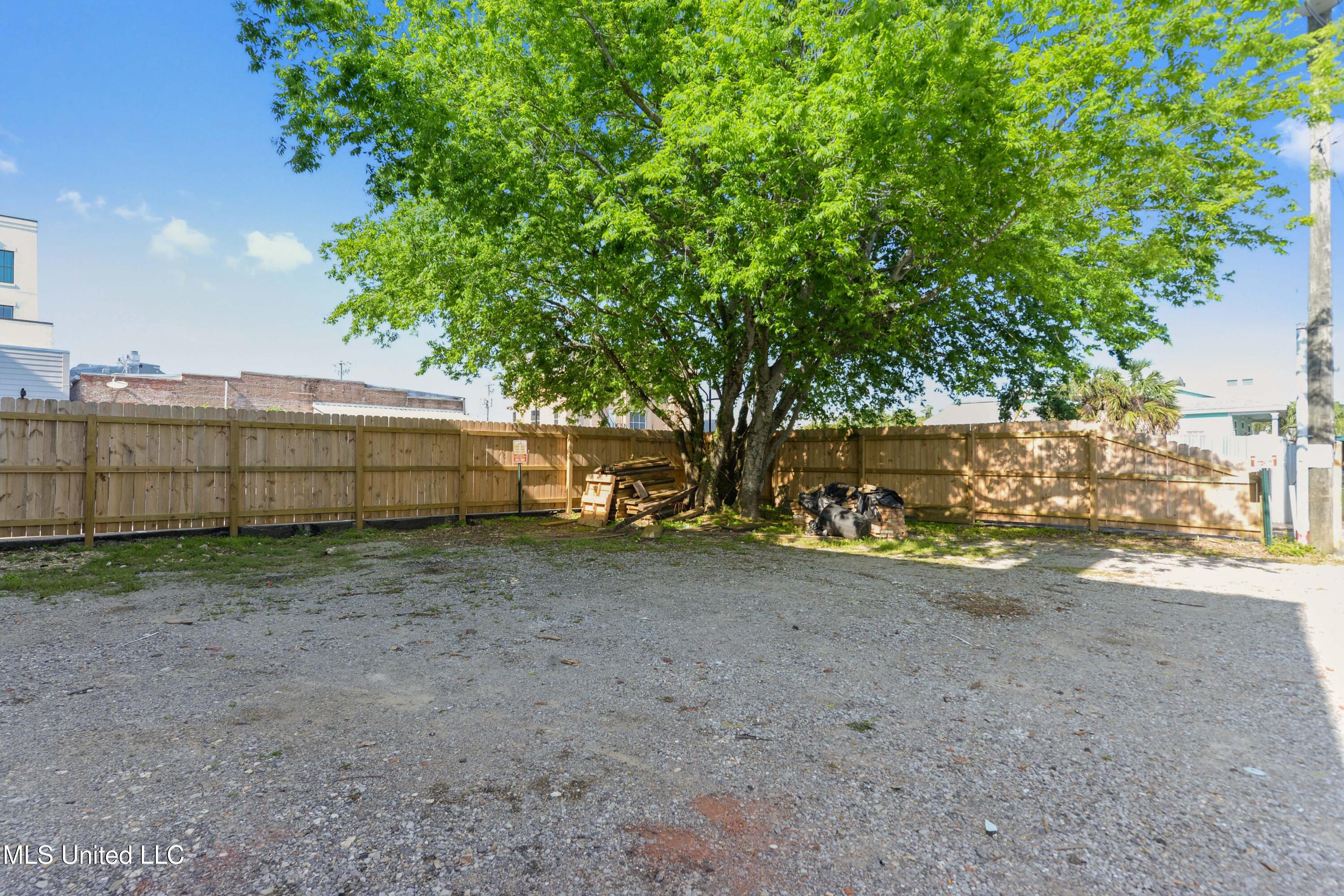 150 N Beach Boulevard Property Photo 13