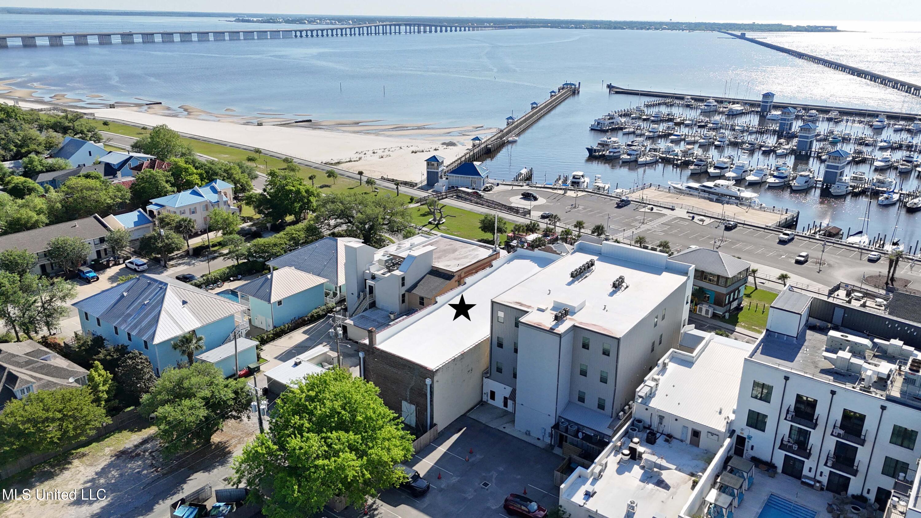 150 N Beach Boulevard Property Photo 21