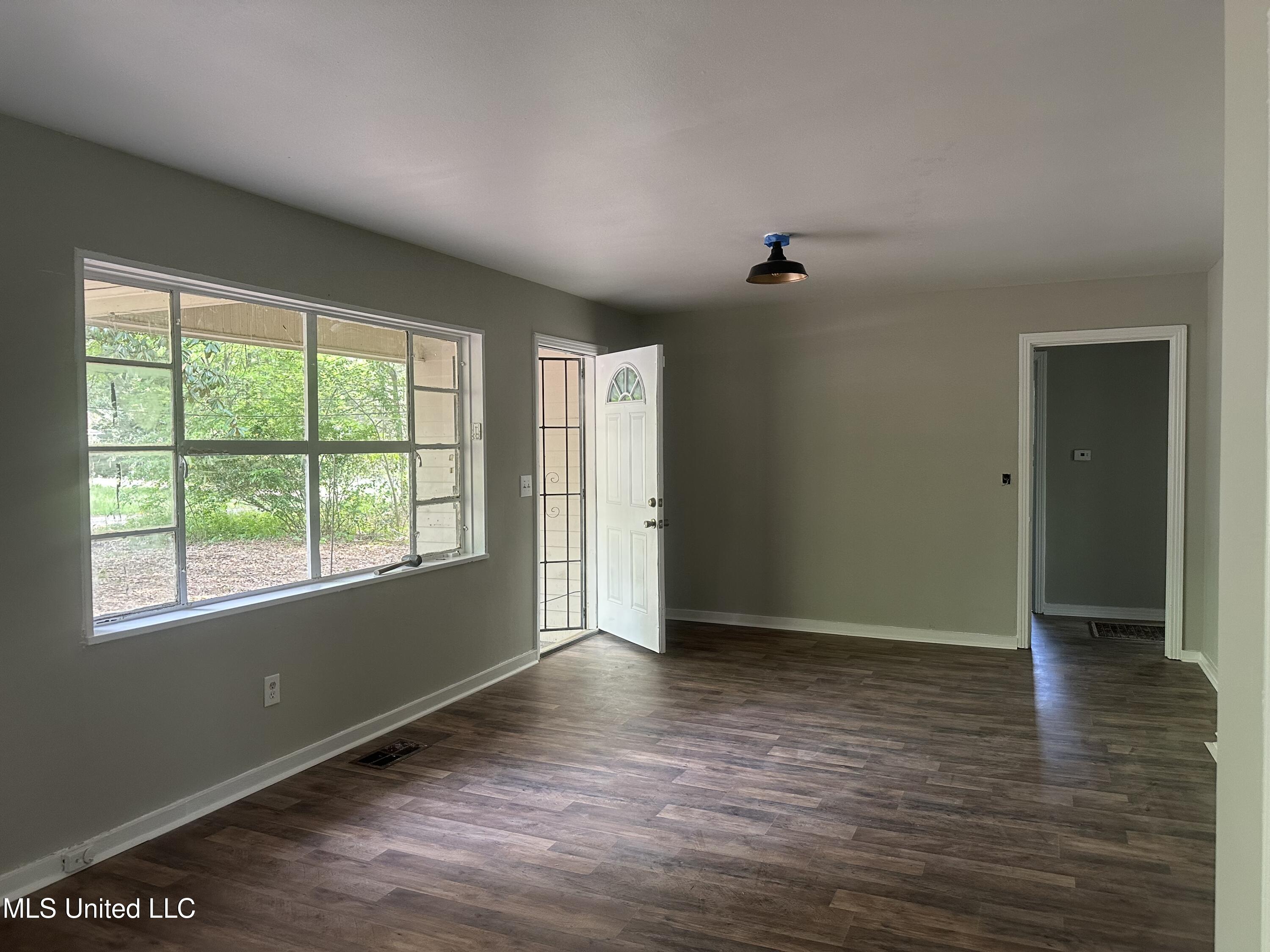 3251 Corey Drive Property Photo 3