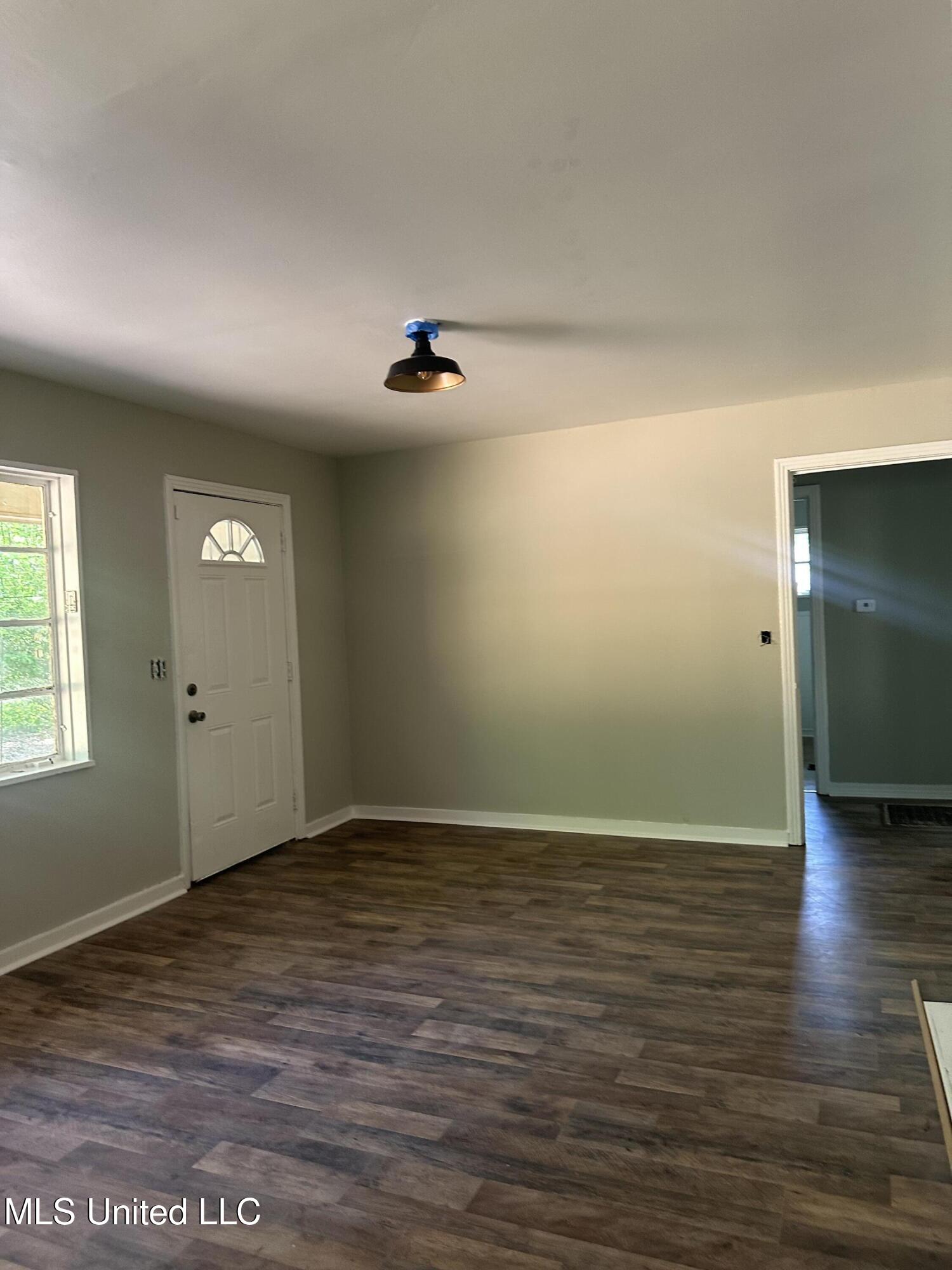 3251 Corey Drive Property Photo 4