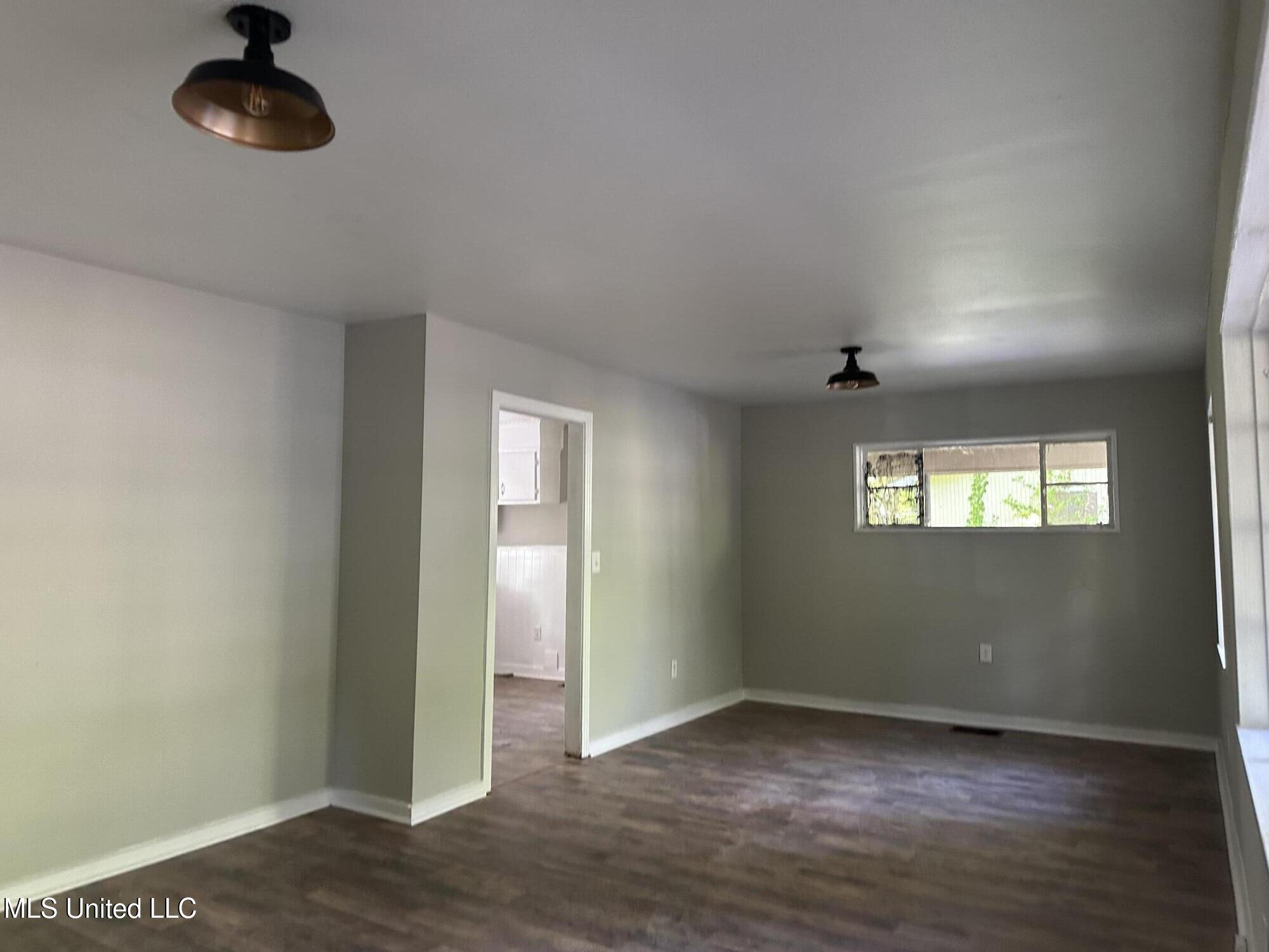 3251 Corey Drive Property Photo 5