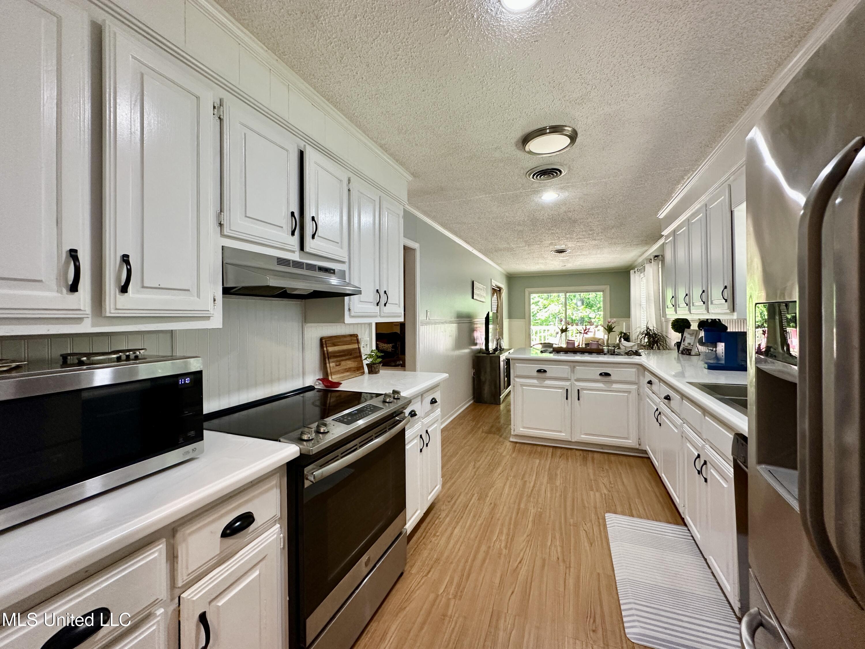 103 Woodmoor Cove Property Photo 11