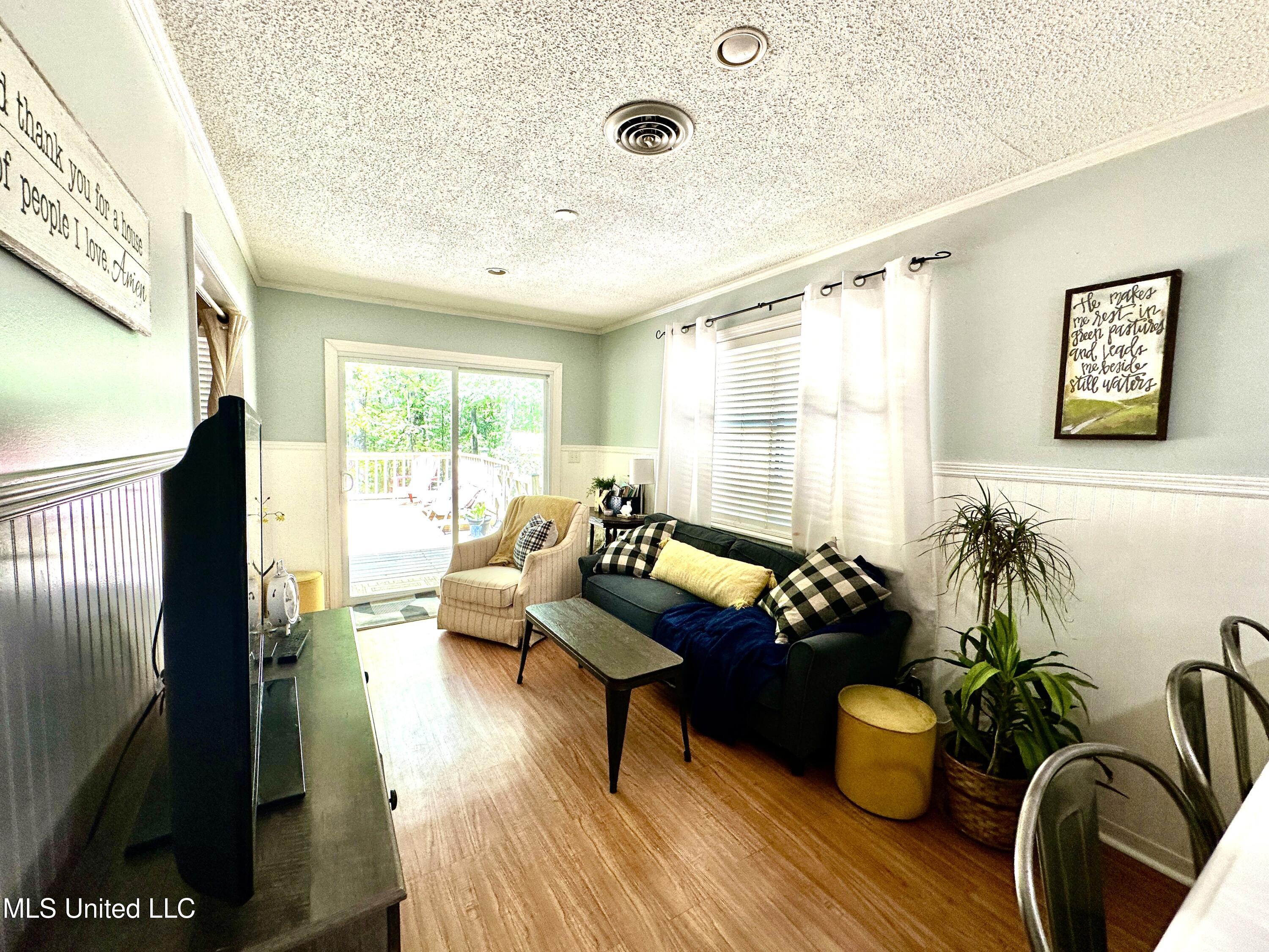 103 Woodmoor Cove Property Photo 14