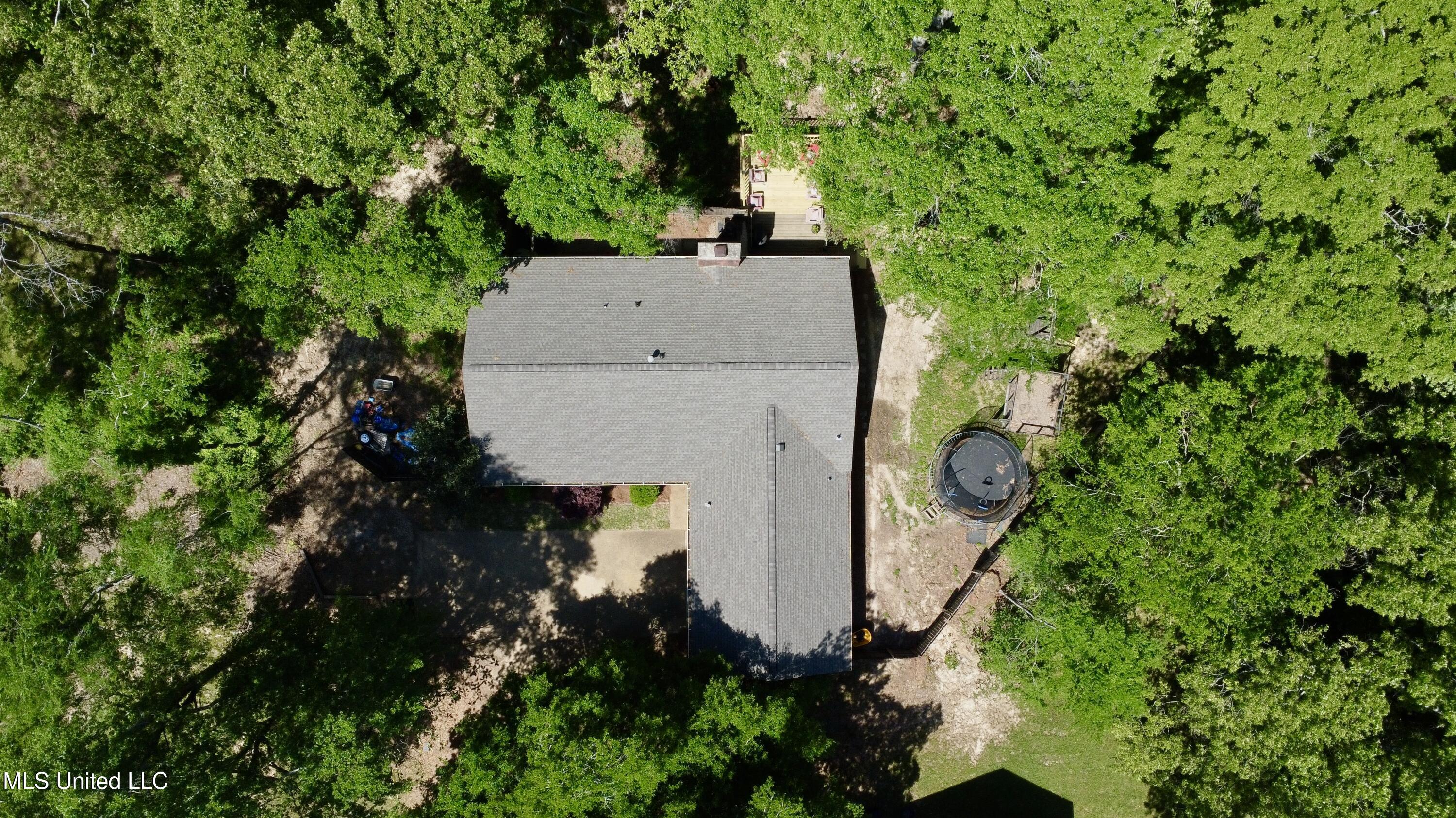 103 Woodmoor Cove Property Photo 25