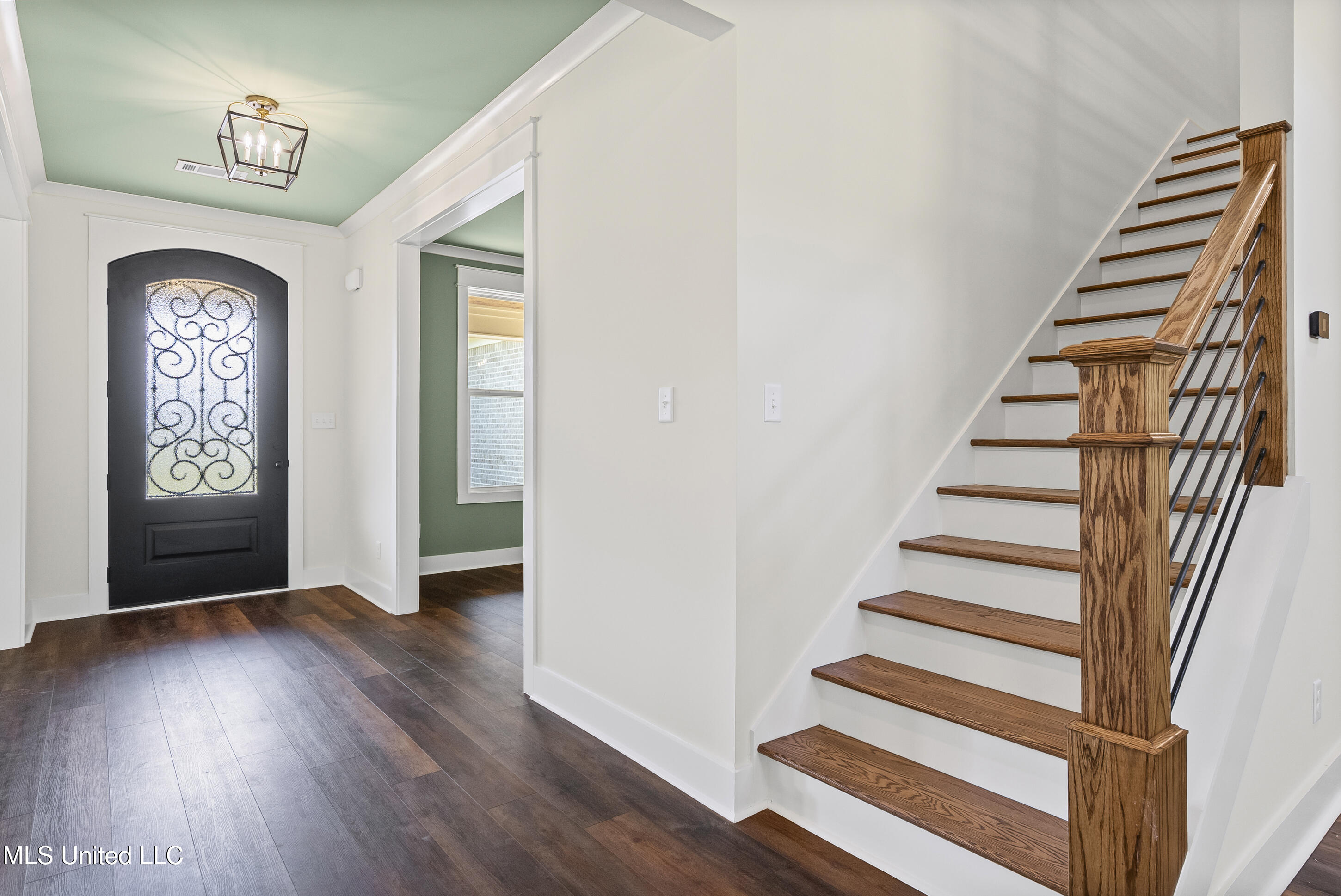 1482 John Thomas Cove Property Photo 4