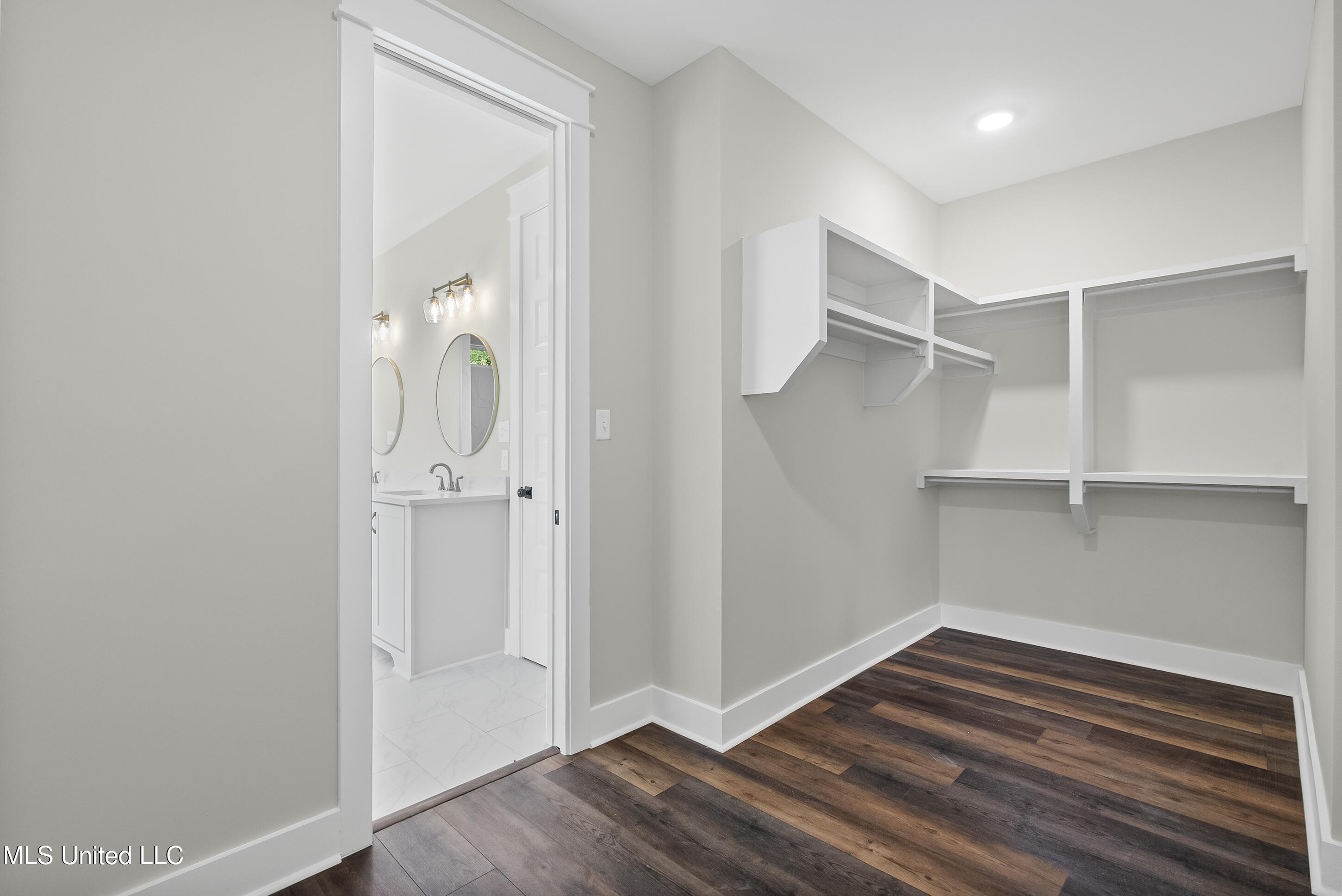 1482 John Thomas Cove Property Photo 22